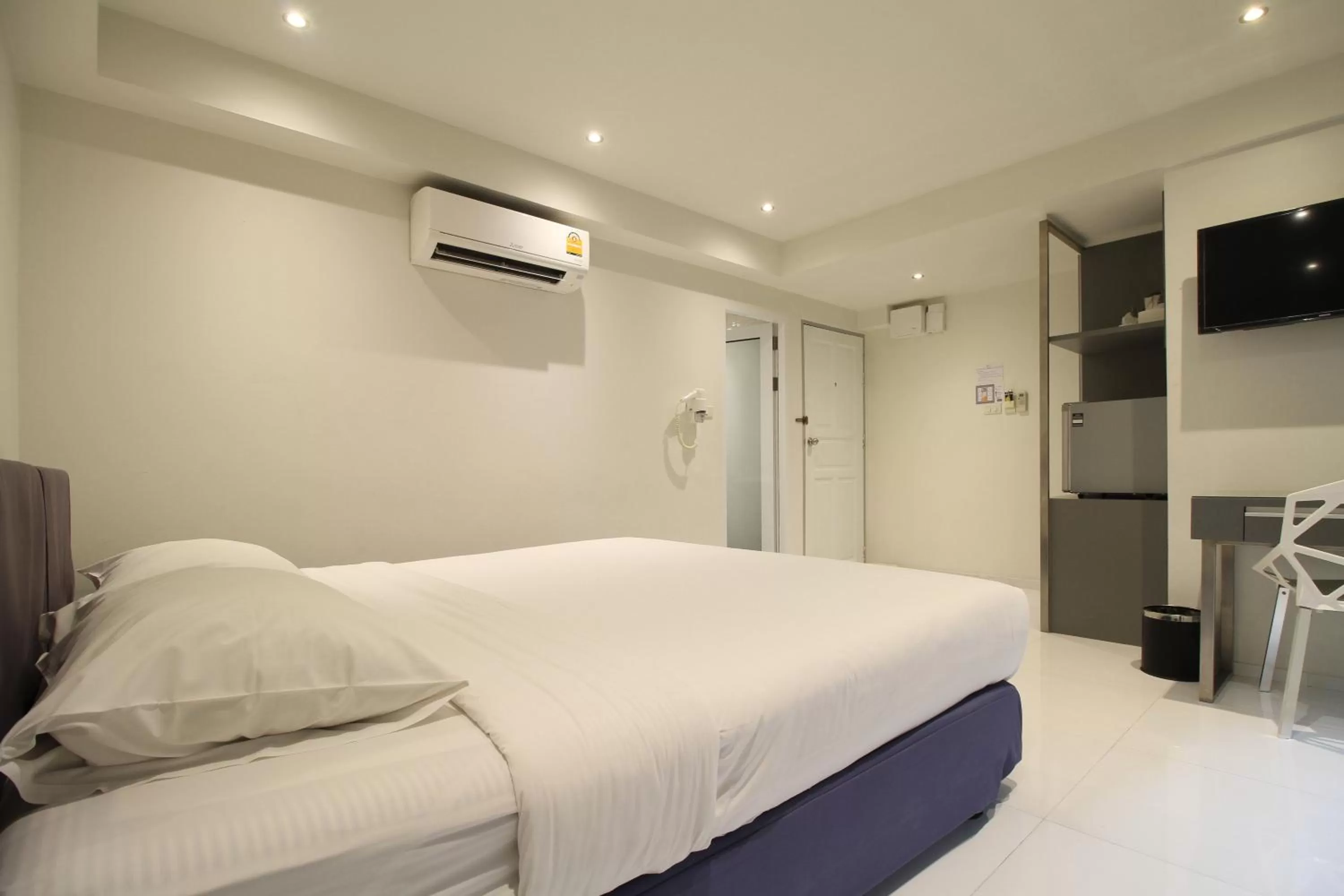 Bed in My Hotel Pratunam