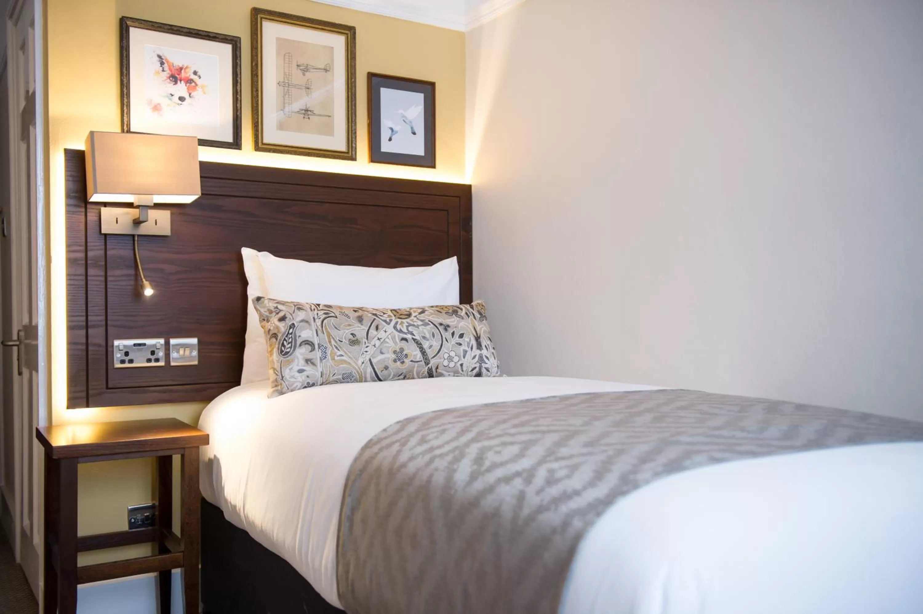 Bed in The Colney Fox by Innkeeper's Collection