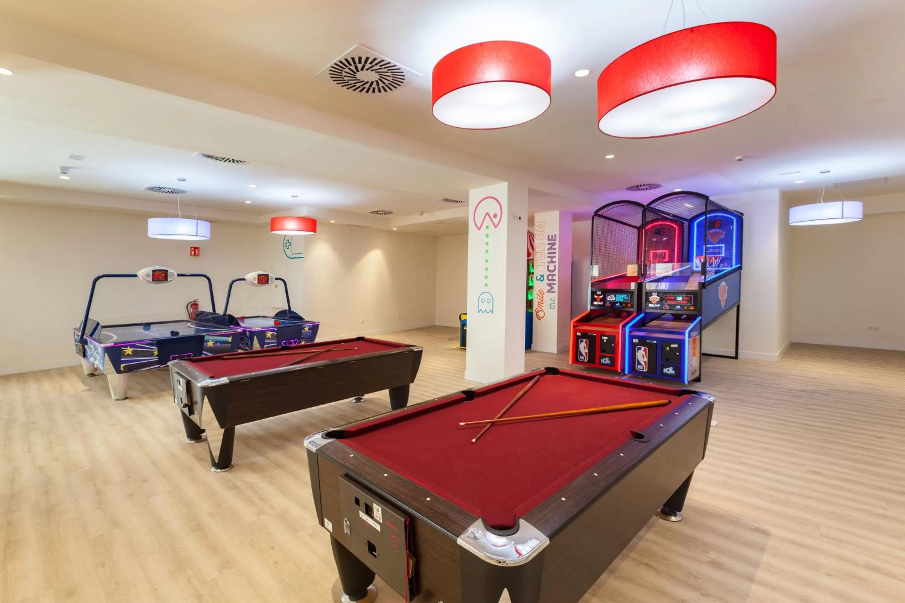 Game Room in Abora Buenaventura by Lopesan Hotels