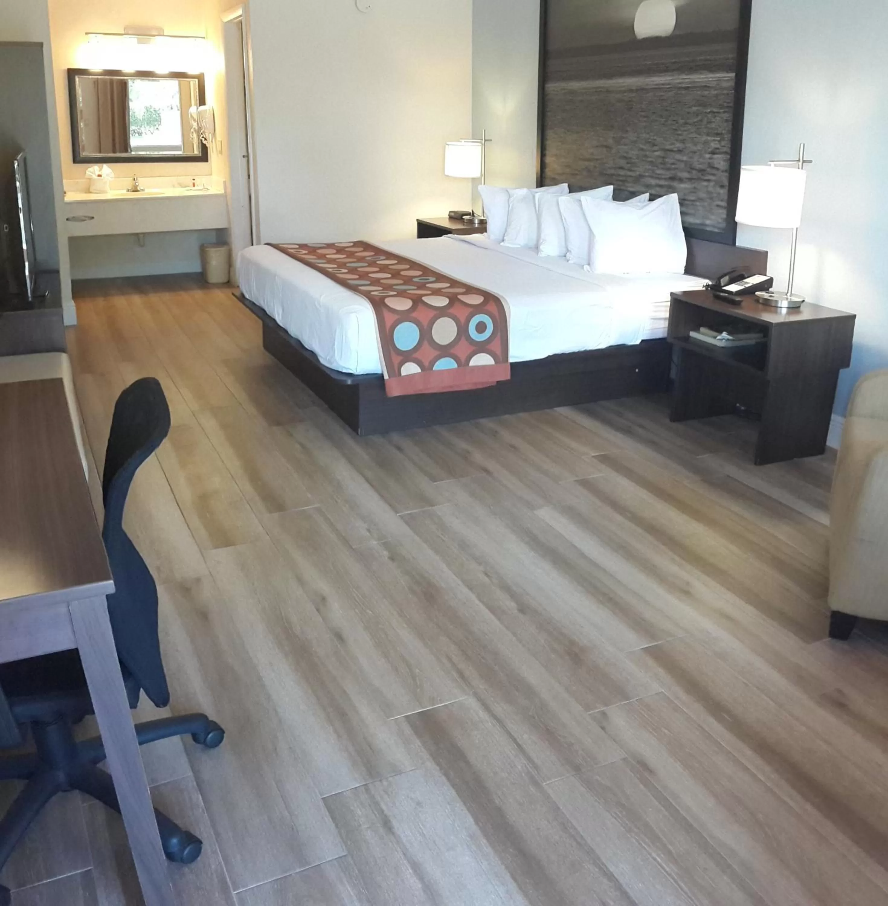 Bedroom, Bed in Super 8 by Wyndham Florida City/Homestead/Everglades