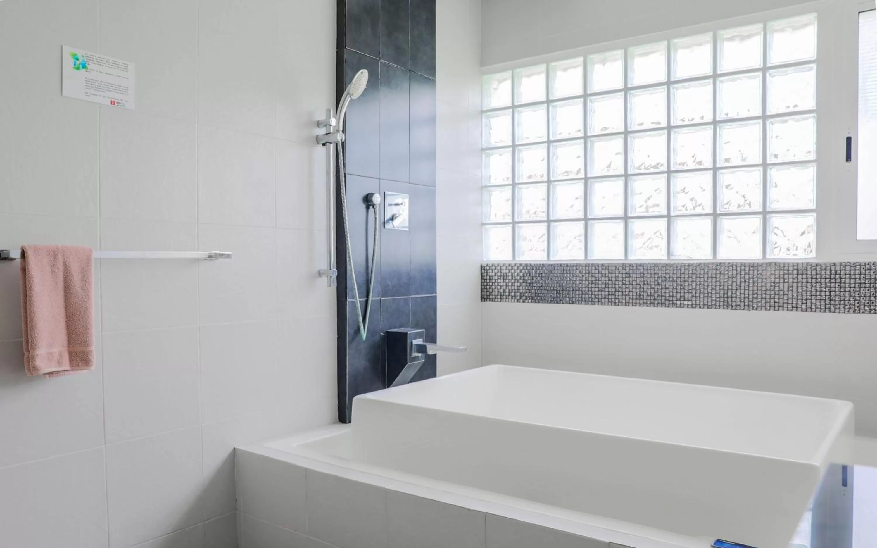 Bathroom, Bed in Hotel Colonial Playa del Carmen