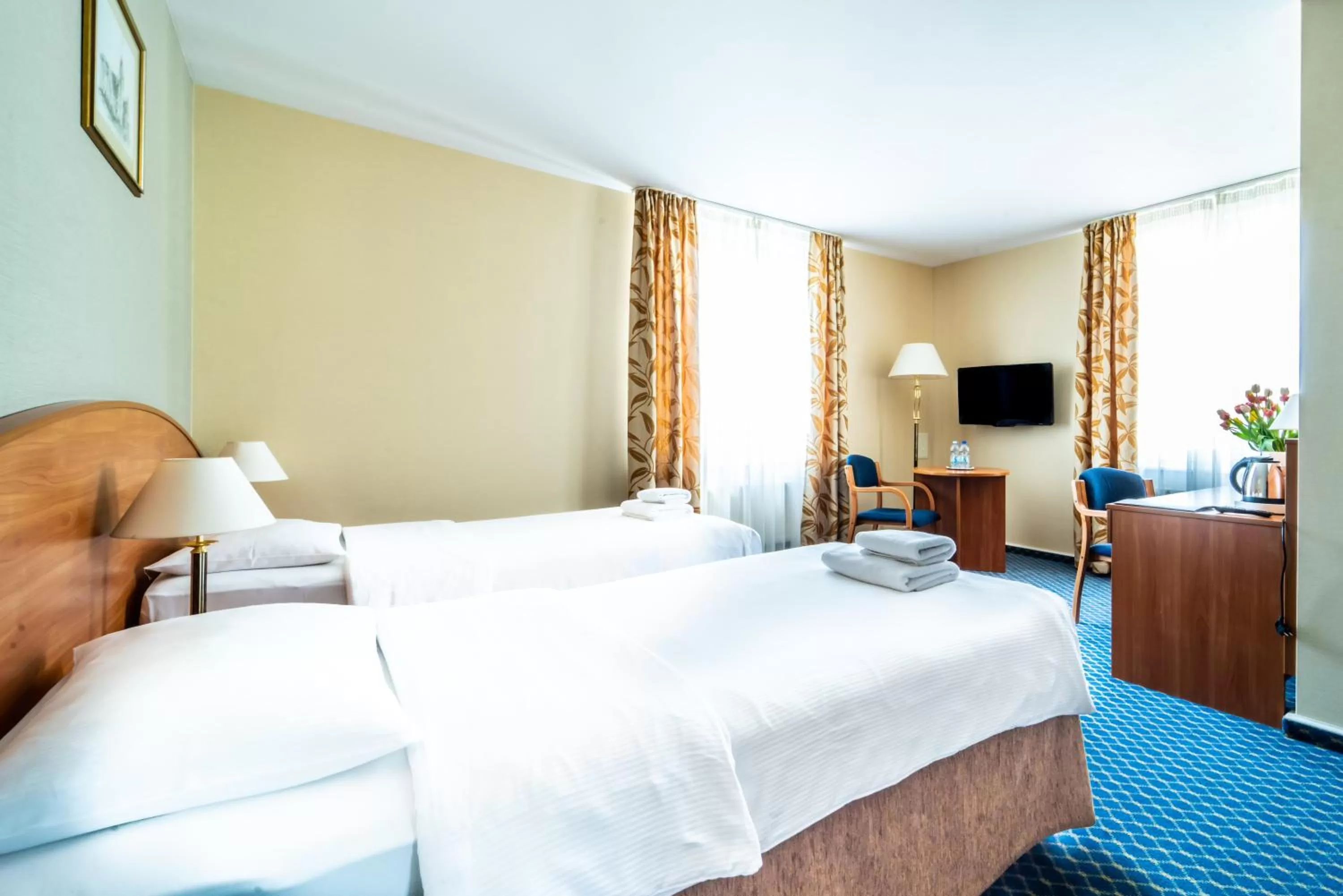 TV and multimedia, Bed in Warmiński Hotel & Conference