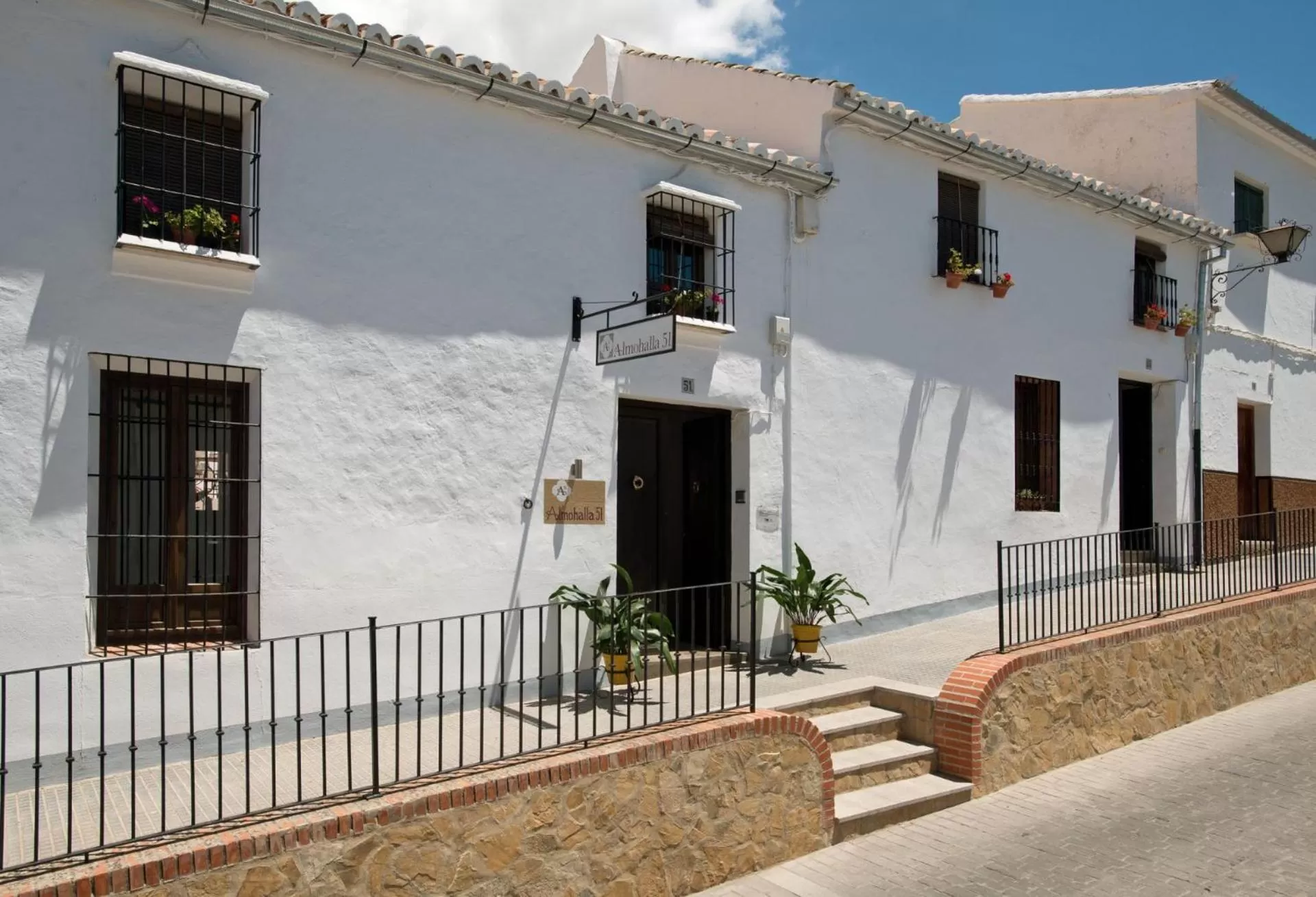 Property building in Almohalla51