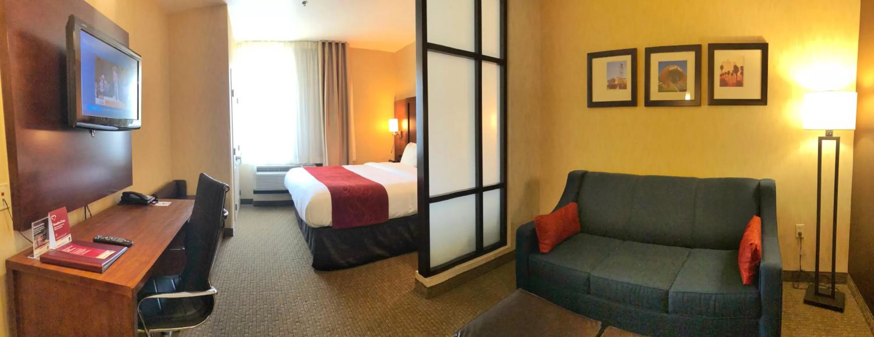 Suite, 1 King Bed with Sofa Bed, Accessible Tub, Non Smoking in Comfort Suites Near City of Industry - Los Angeles