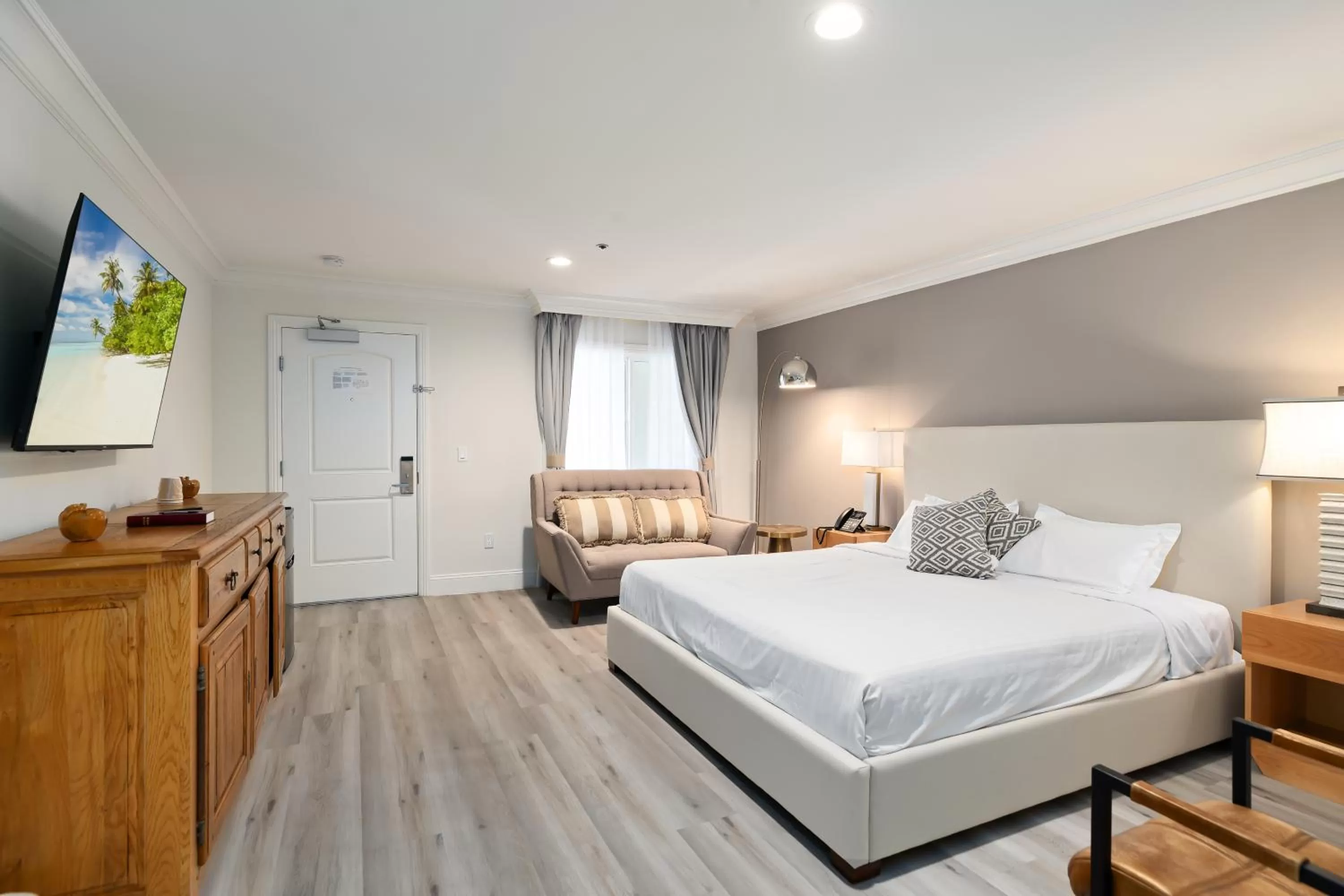 Bed in Hotel Huntington