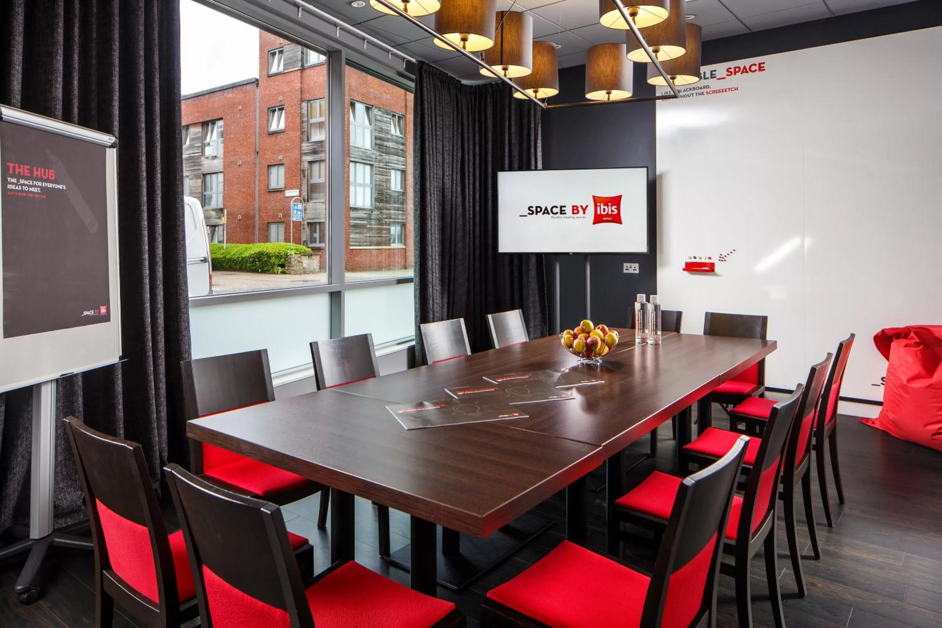 Meeting/conference room in ibis Bristol Temple Meads