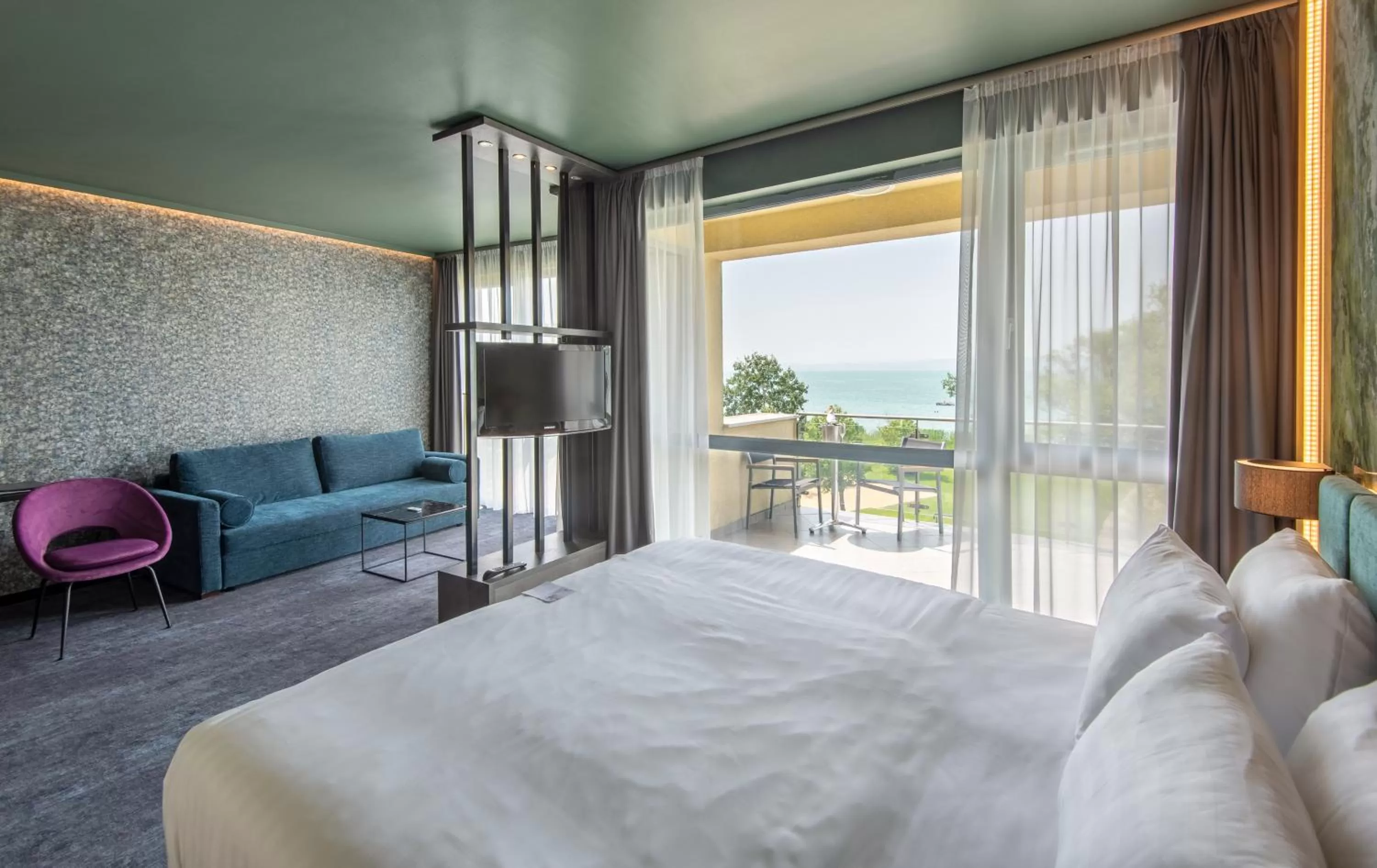 Premium Junior Suite - single occupancy in Hotel Azur Premium