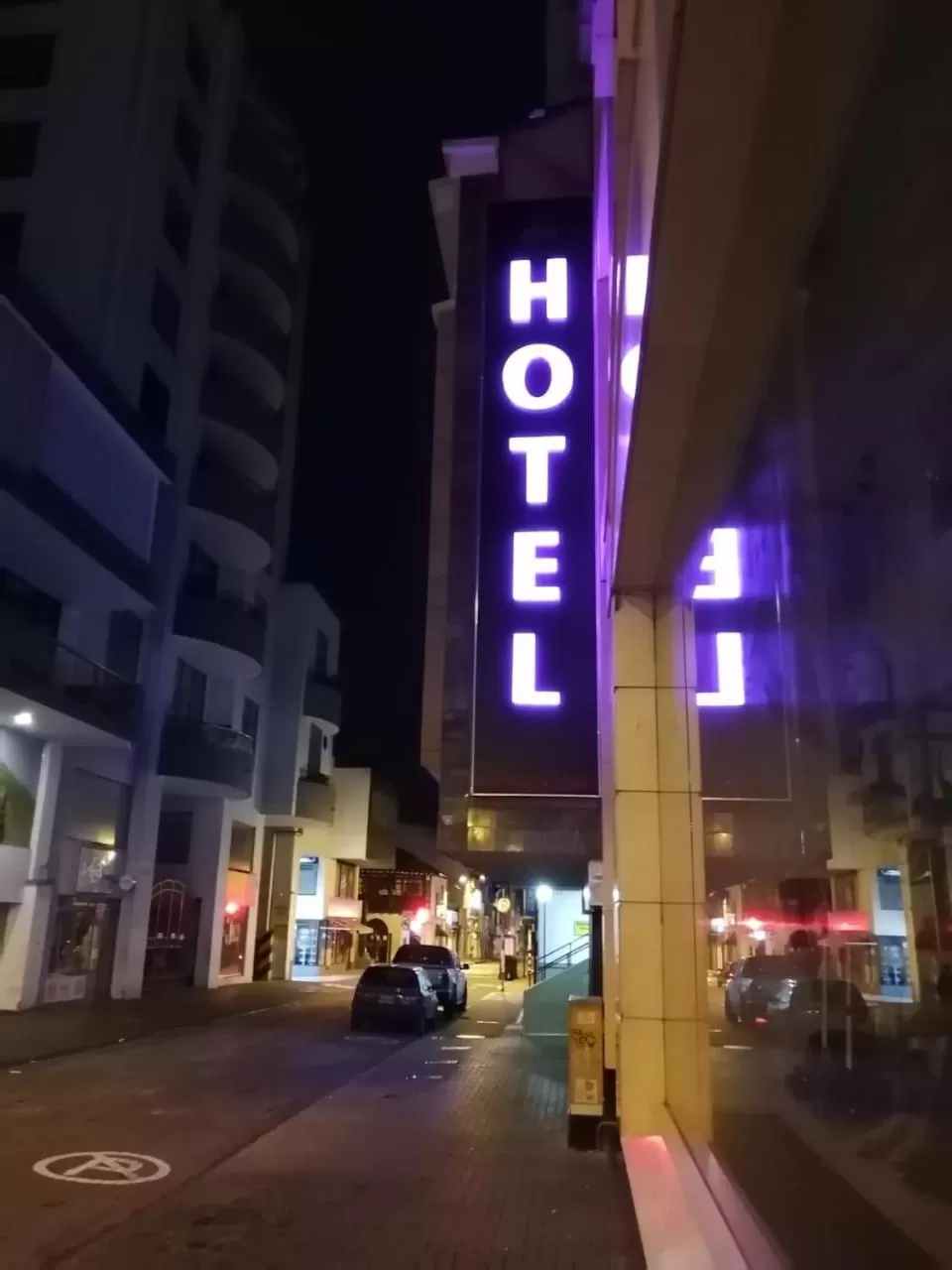 Property logo or sign in HOTEL GOLDEN SUITE