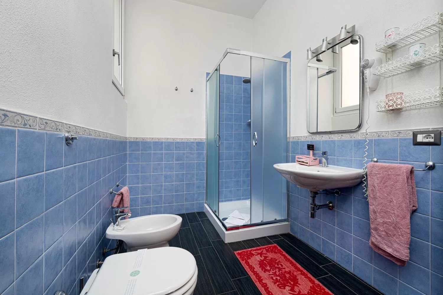 Shower in Affittacamere Sa Pardula