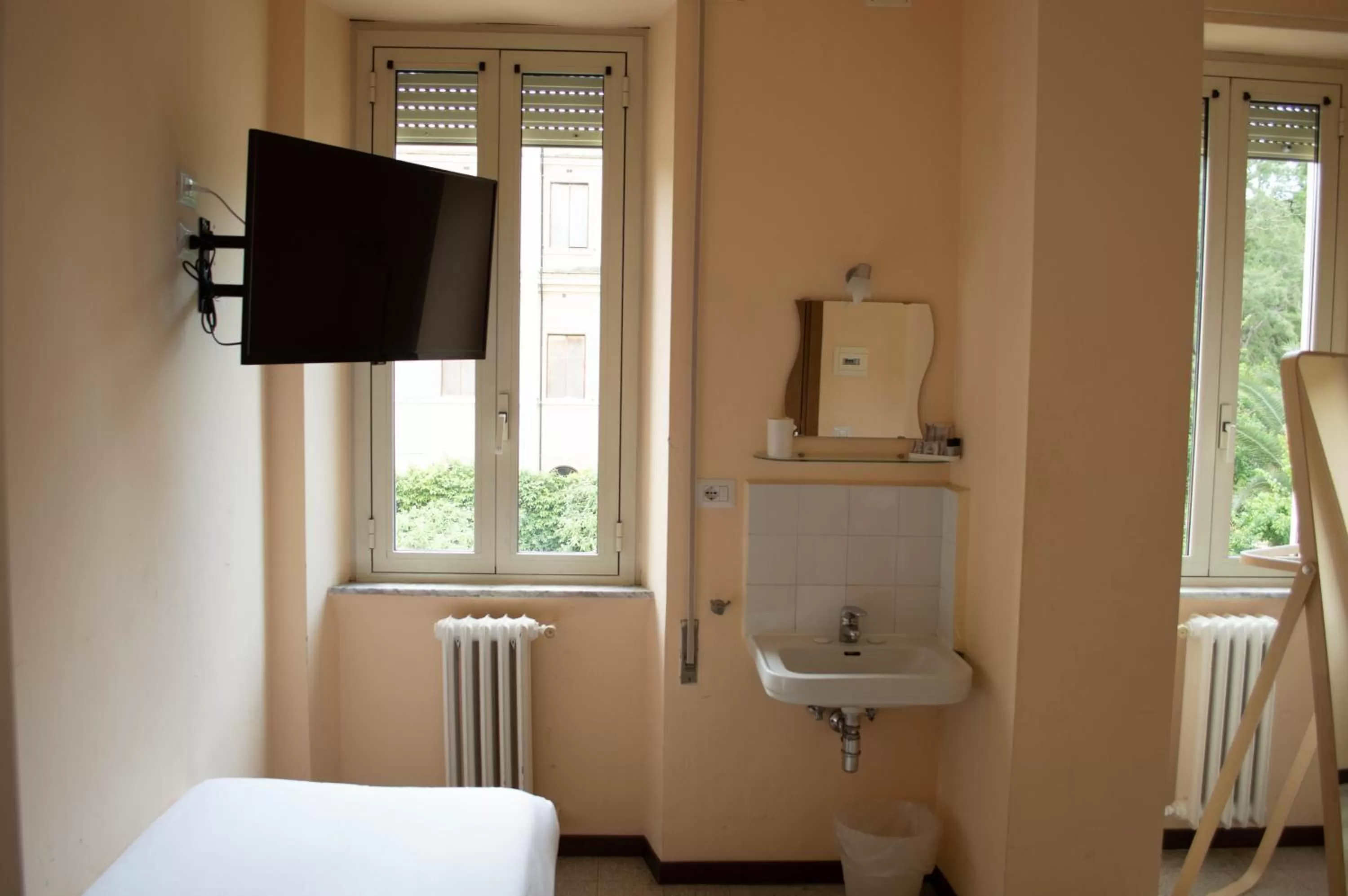 Bedroom in Villa Riari Garden