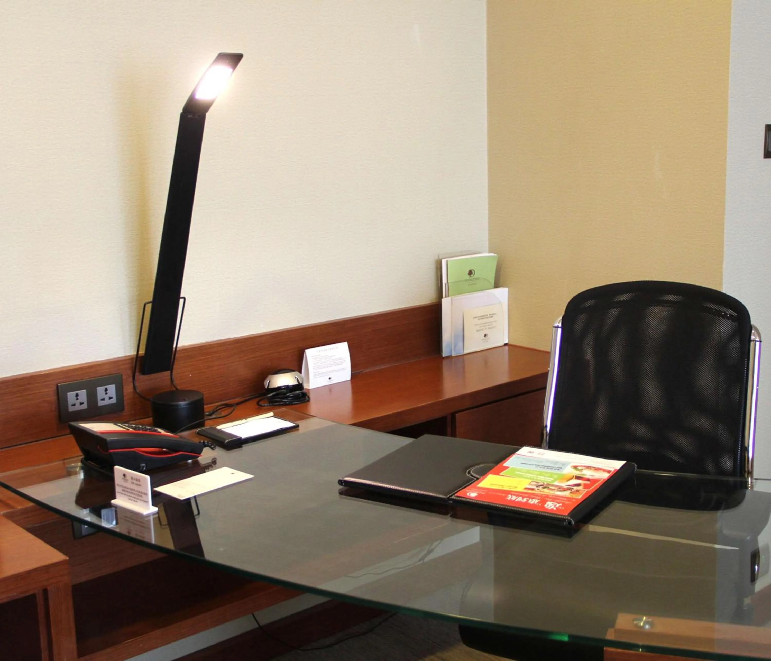 Bedroom in DoubleTree by Hilton Shenyang