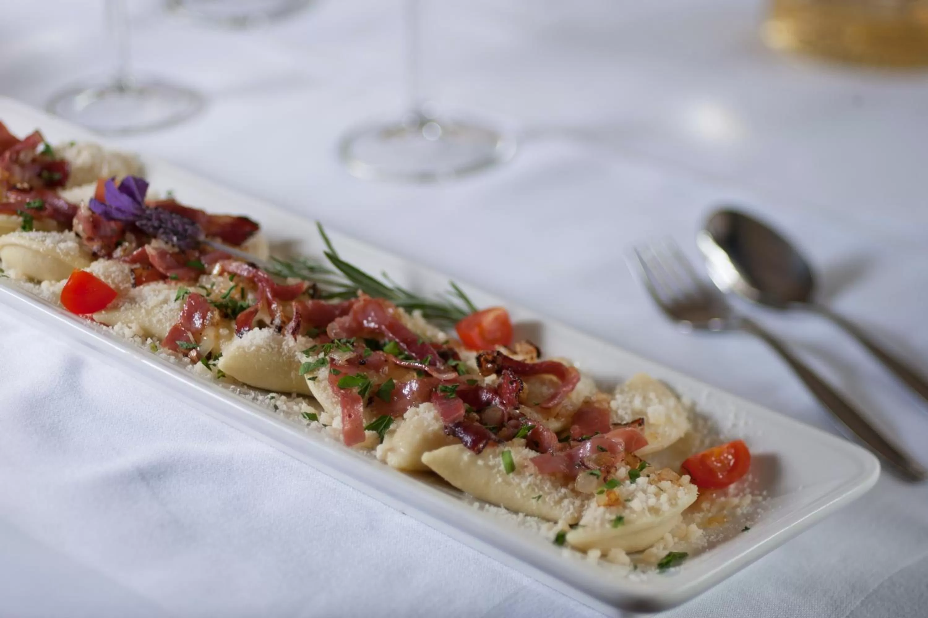 Restaurant/places to eat in Hotel Wochtla Buam Aktivhotel am Kronplatz mit Sauna