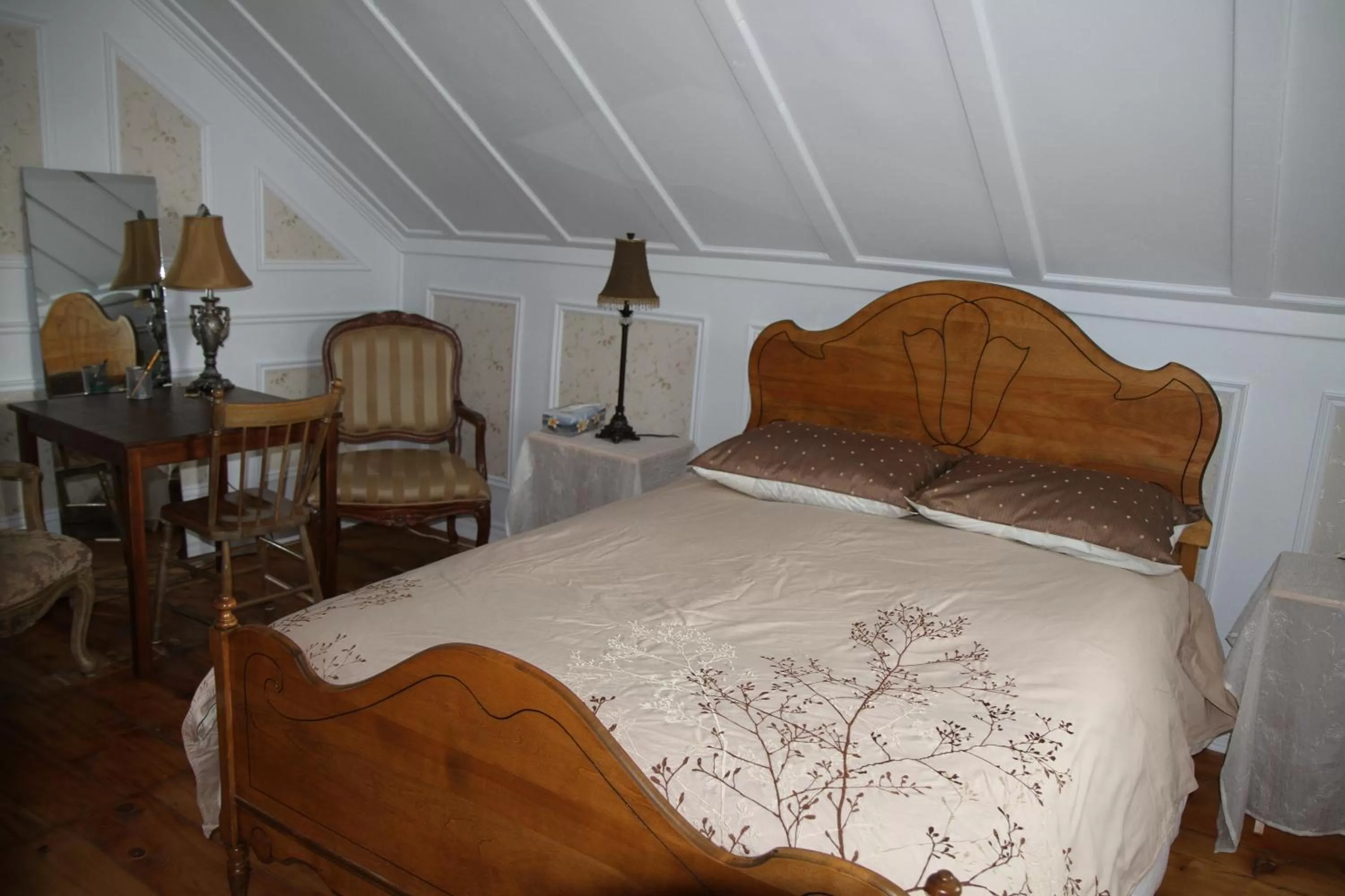 Photo of the whole room, Bed in Gite chez Gilles Lévesque