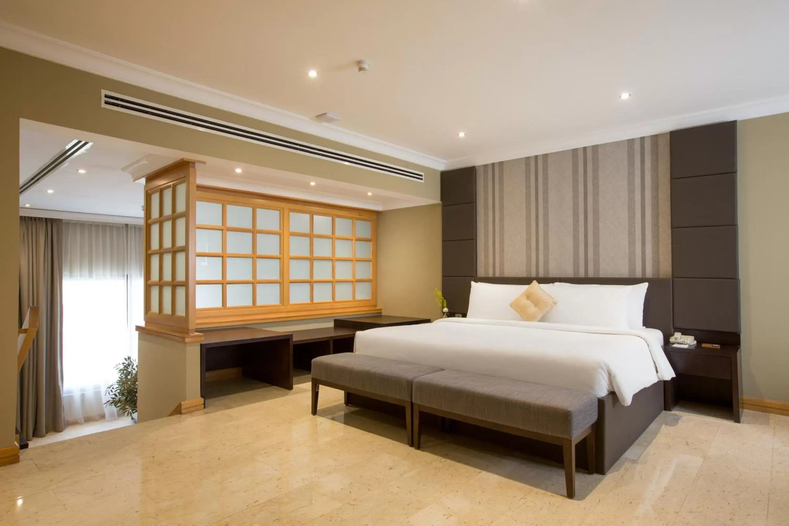 Presidential Suite in Dubai Marine Beach Resort & Spa Presidential Suite in Dubai Marine Beach Resort & Spa