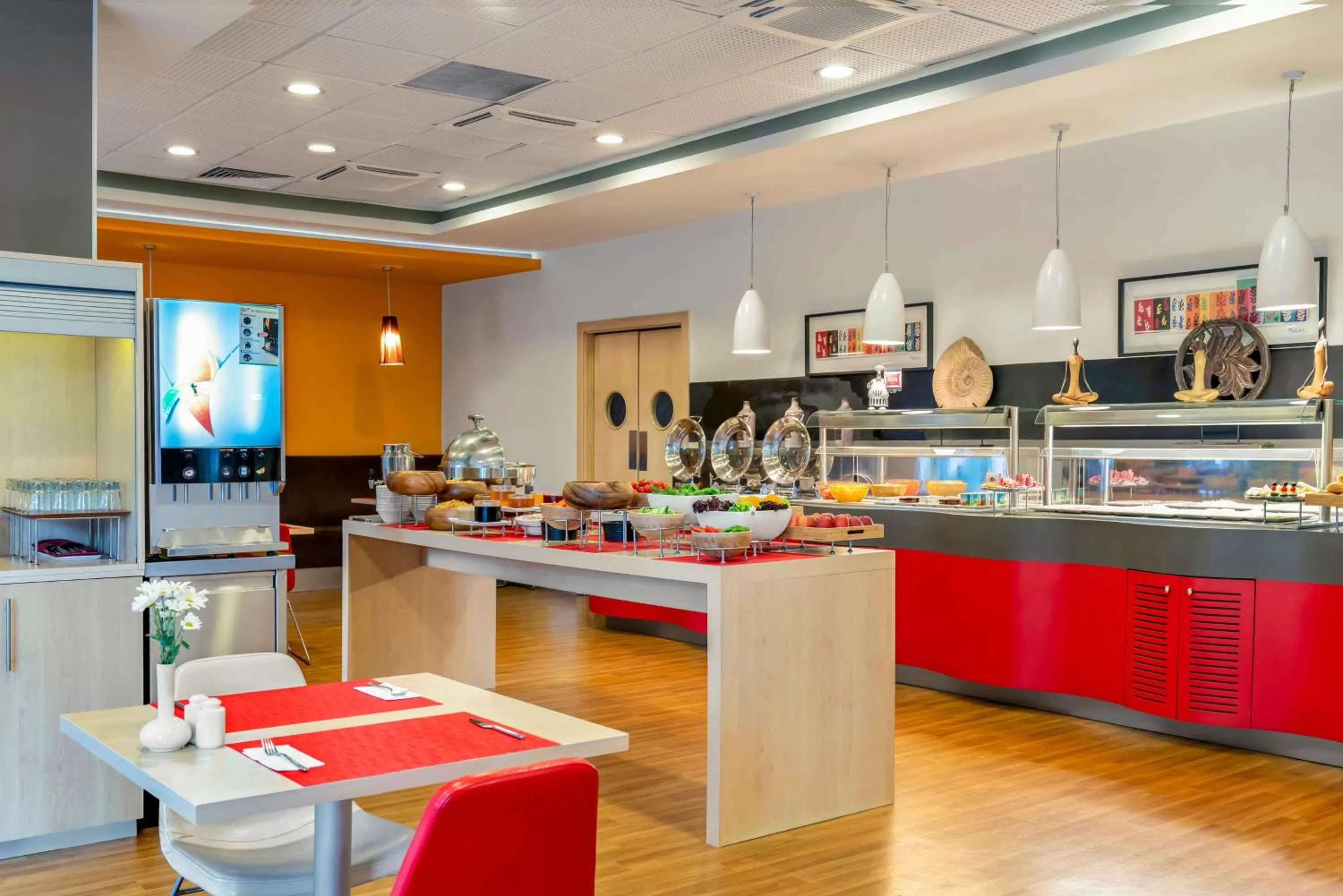 Food and drinks in Ibis Izmir Alsancak