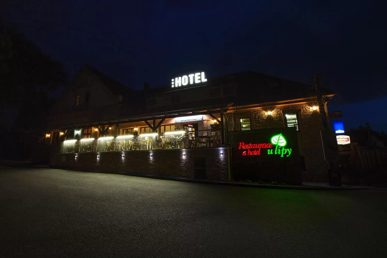 Facade/entrance in Hotel U Lípy