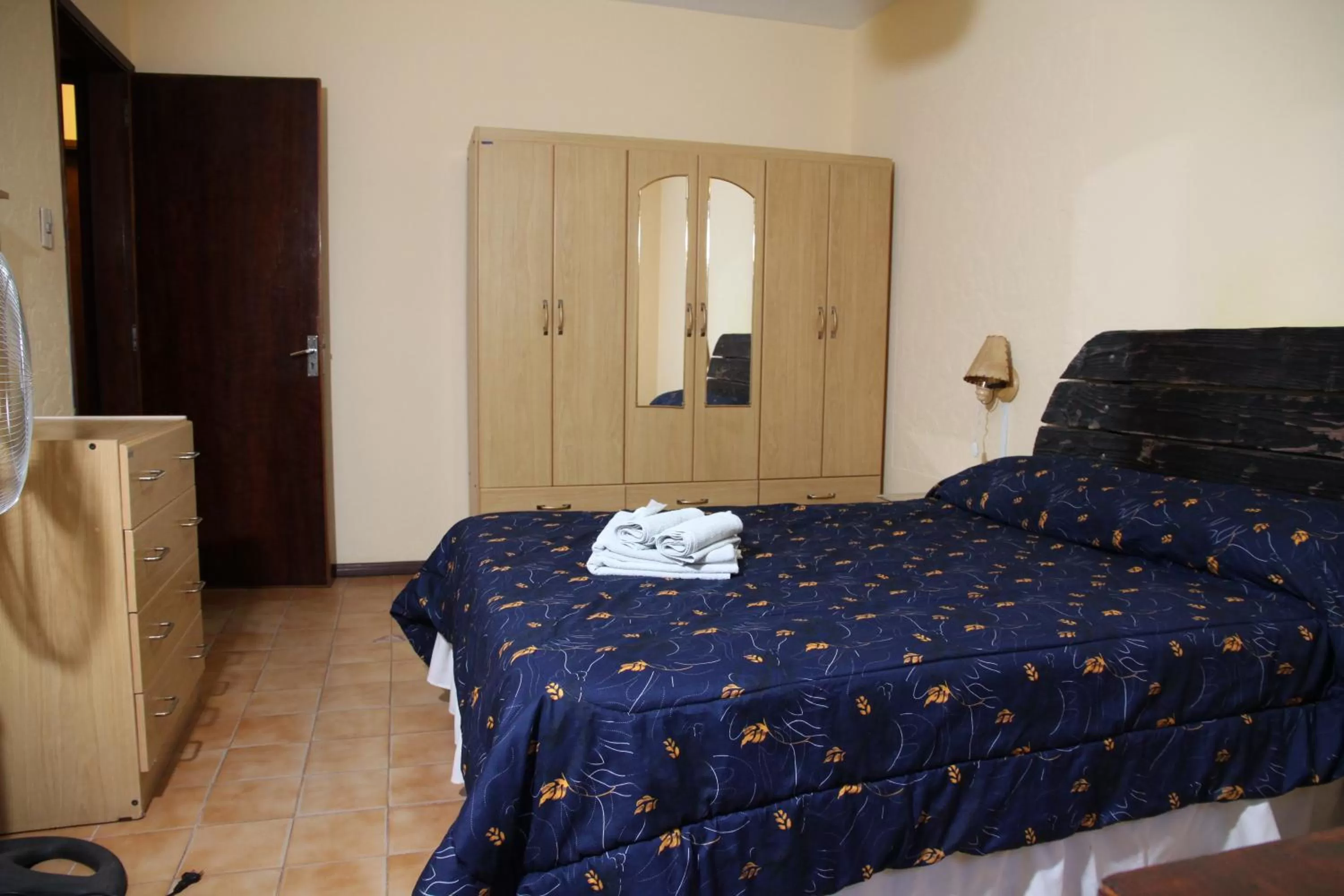 Bed in Hotel Internacional