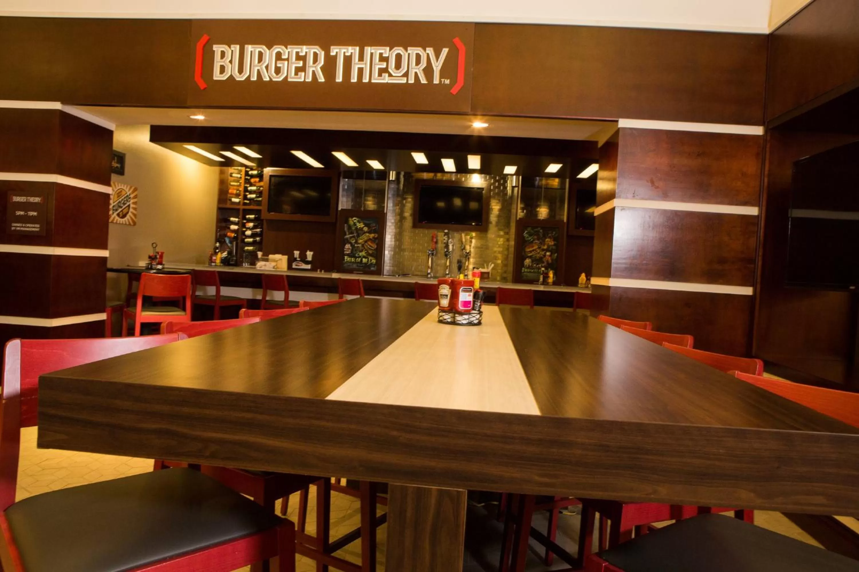 Restaurant/places to eat in Holiday Inn Hotel & Suites Stockbridge-Atlanta I-75 by IHG