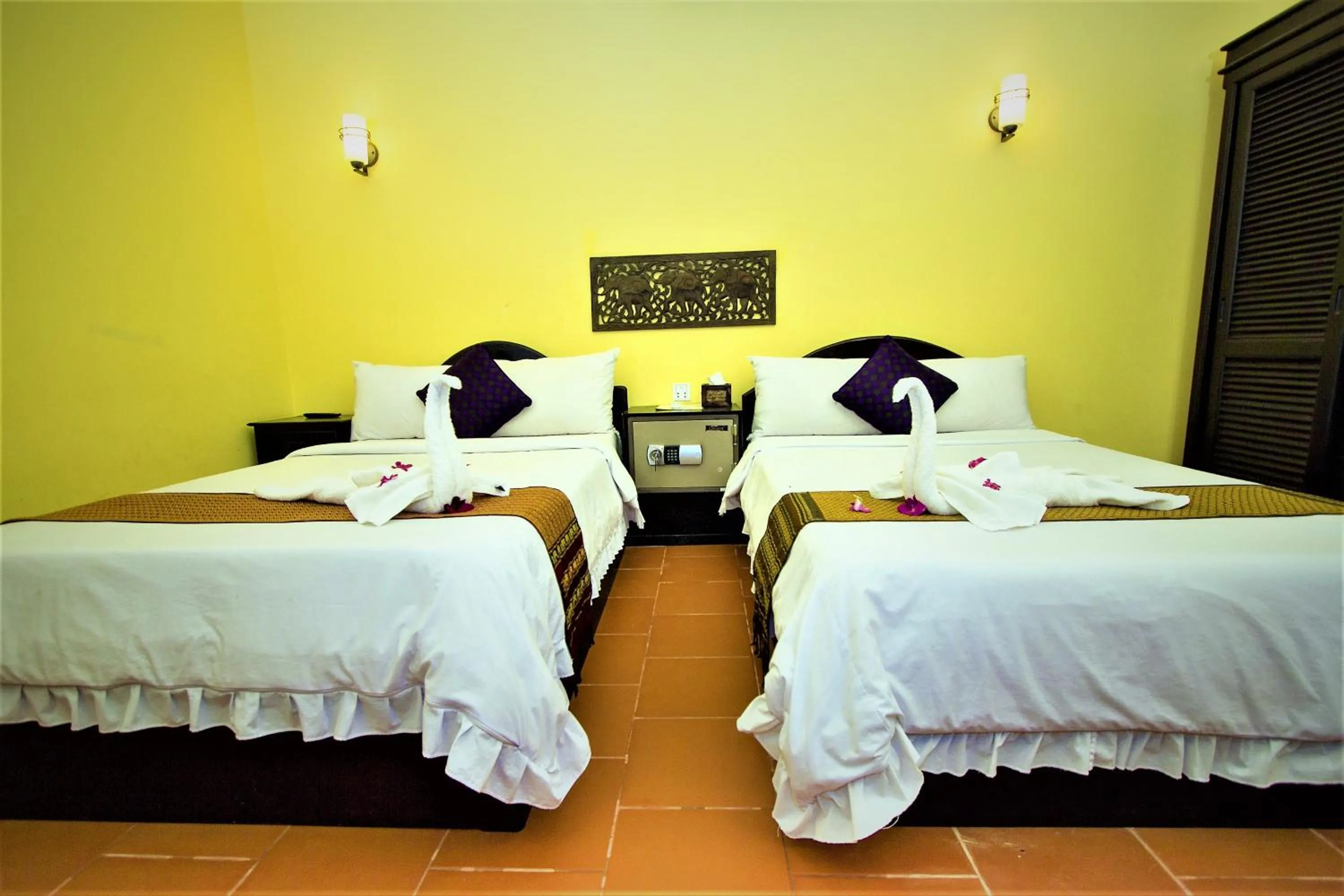 Living room, Bed in Sonalong Boutique Village & Resort