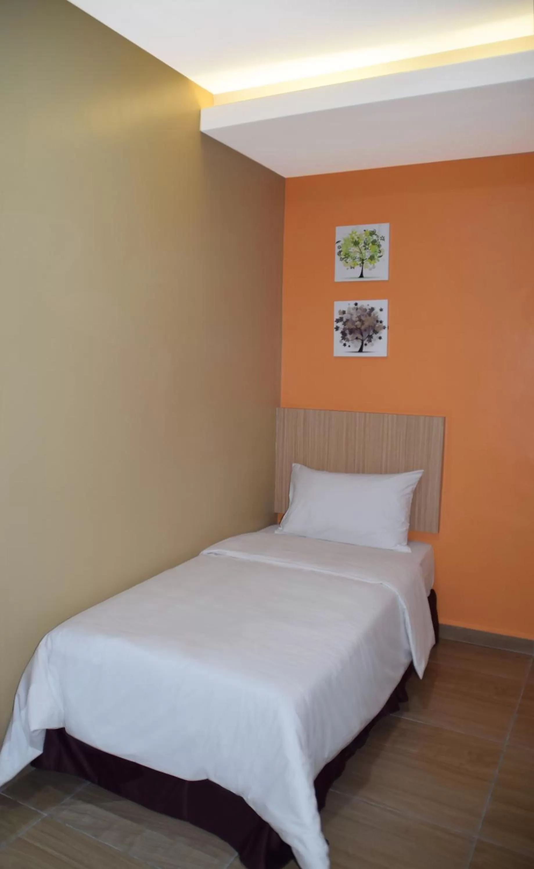 Photo of the whole room, Bed in Asiago Hotel