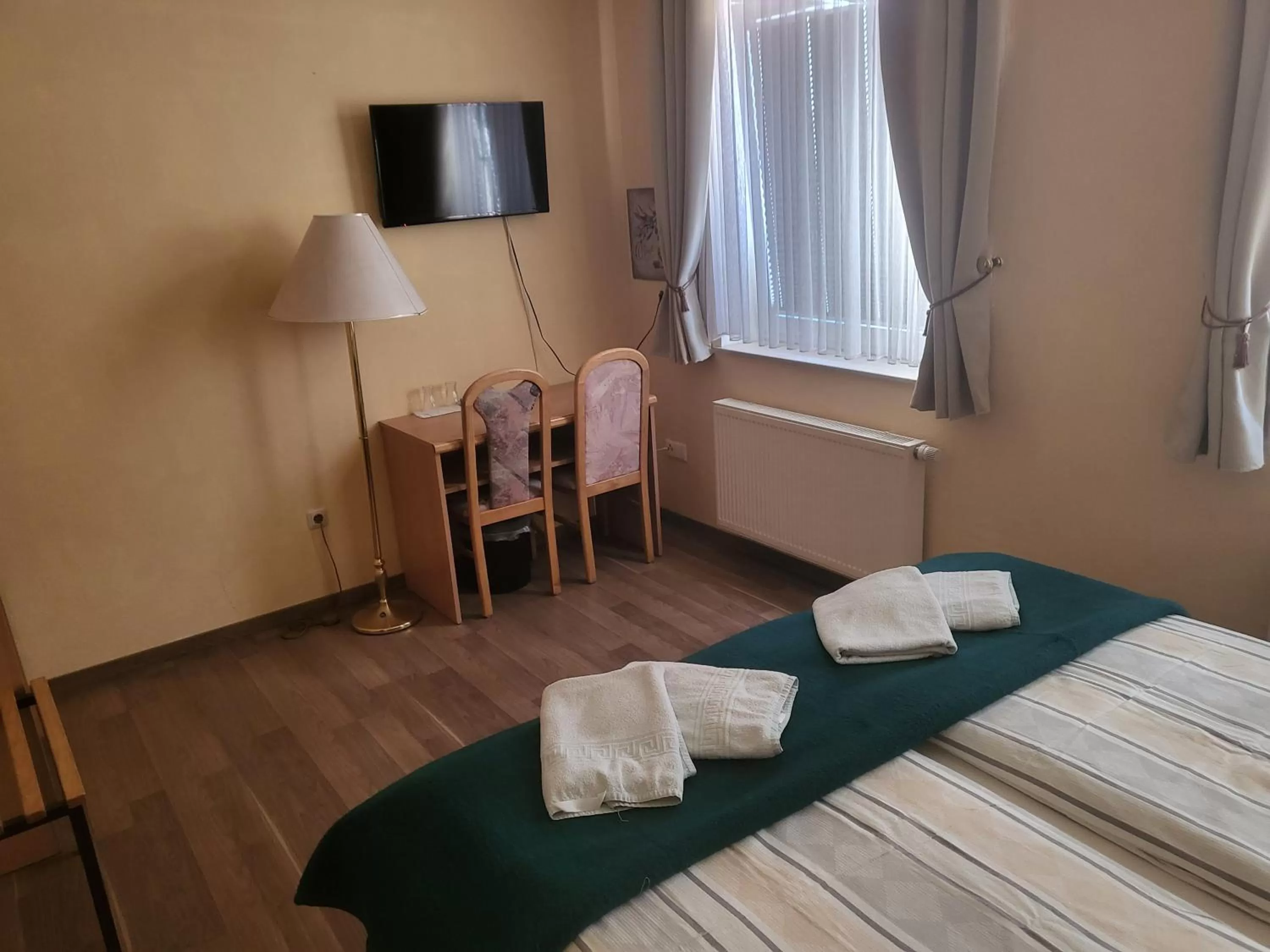 Bed in Pension Kuehnauer Hof