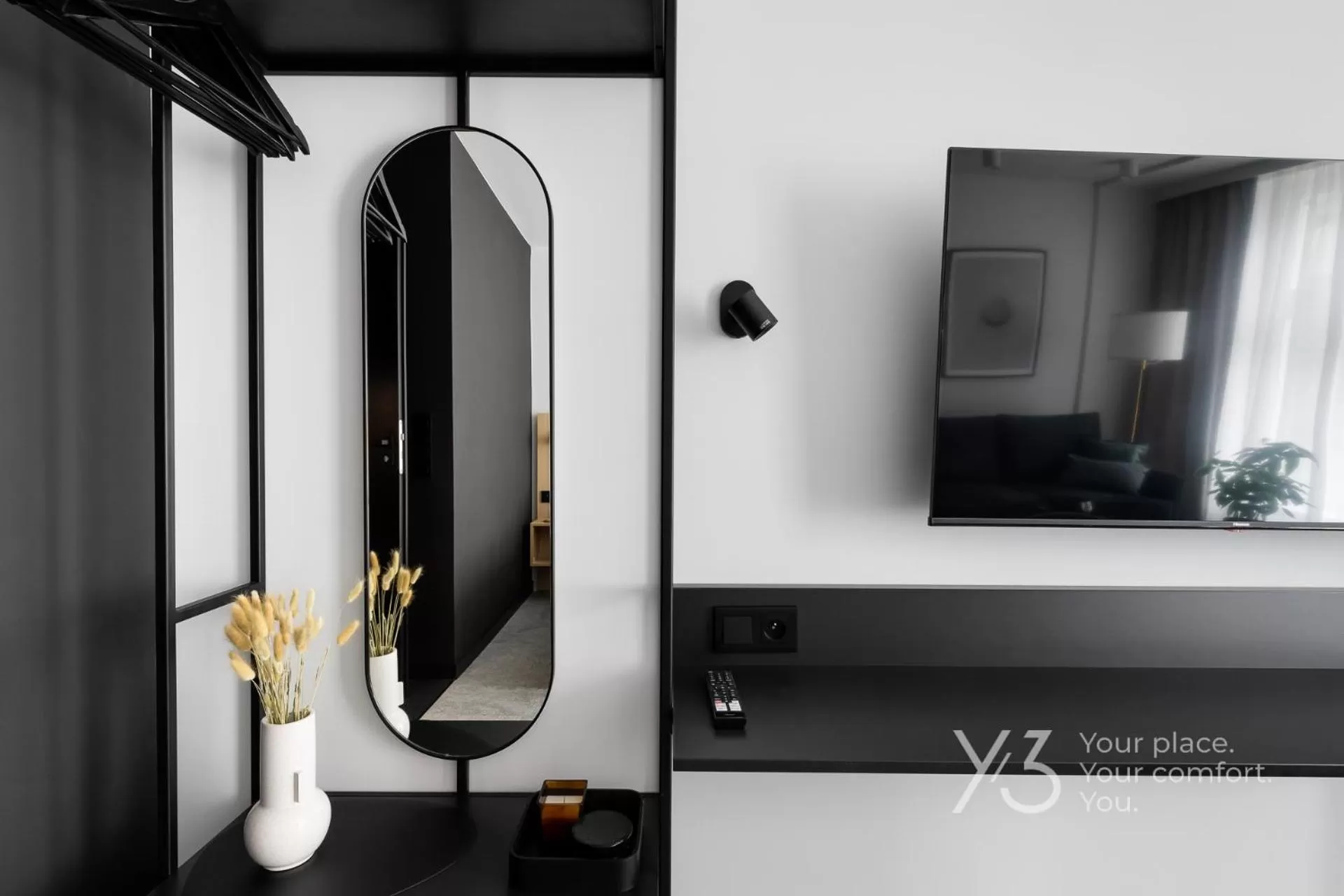 TV and multimedia in Saint Martin by Y3 Hotels, Old Town with Wellness