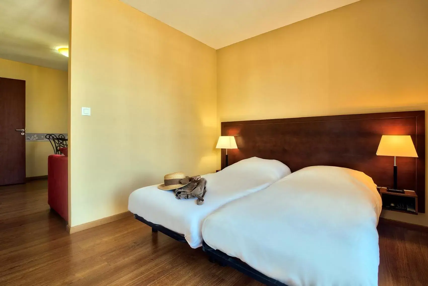 Studio in Zenitude Hôtel-Résidences Les Jardins de Lourdes Studio in Zenitude Hôtel-Résidences Les Jardins de Lourdes