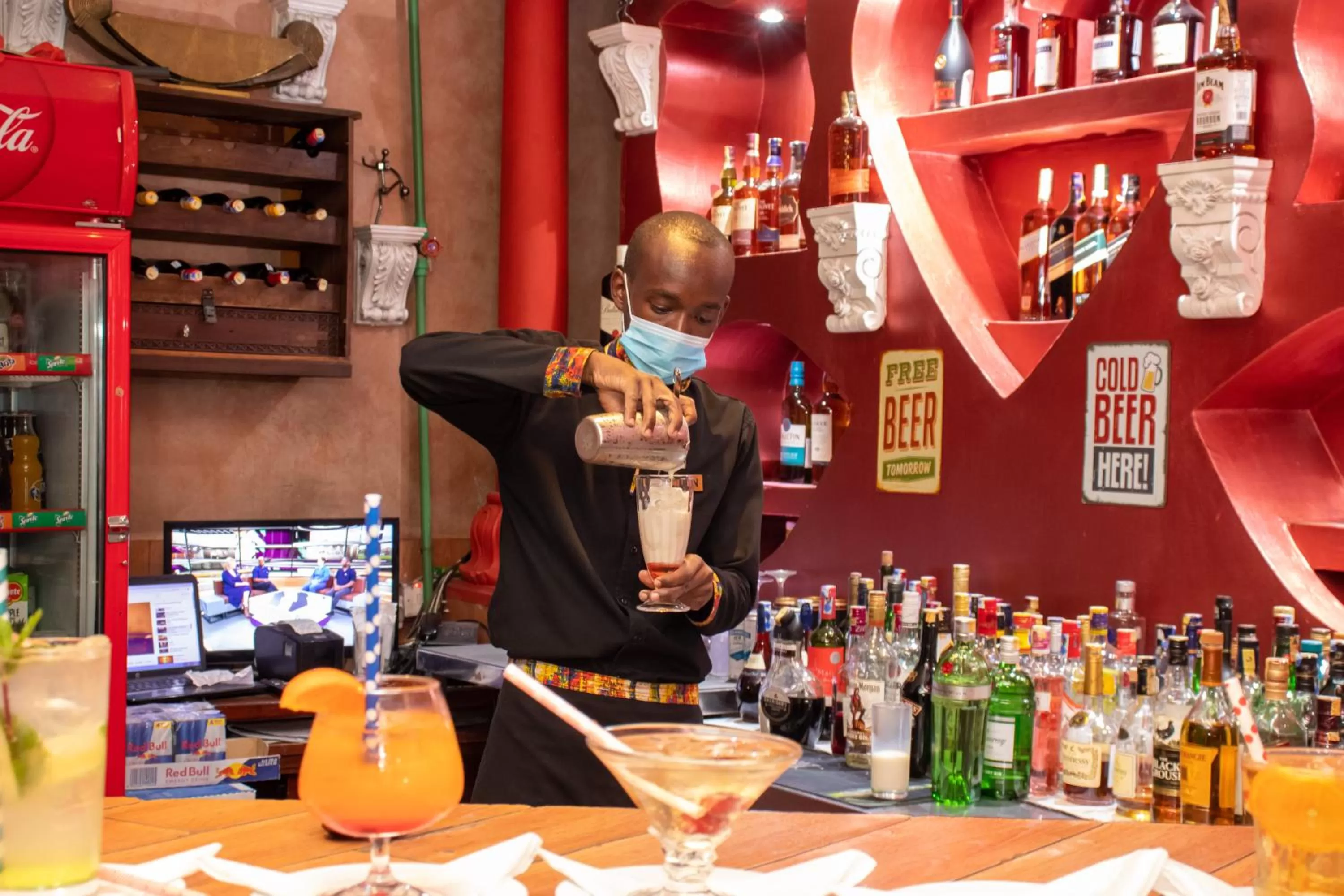 Communal lounge/ TV room in Hotel Waterbuck