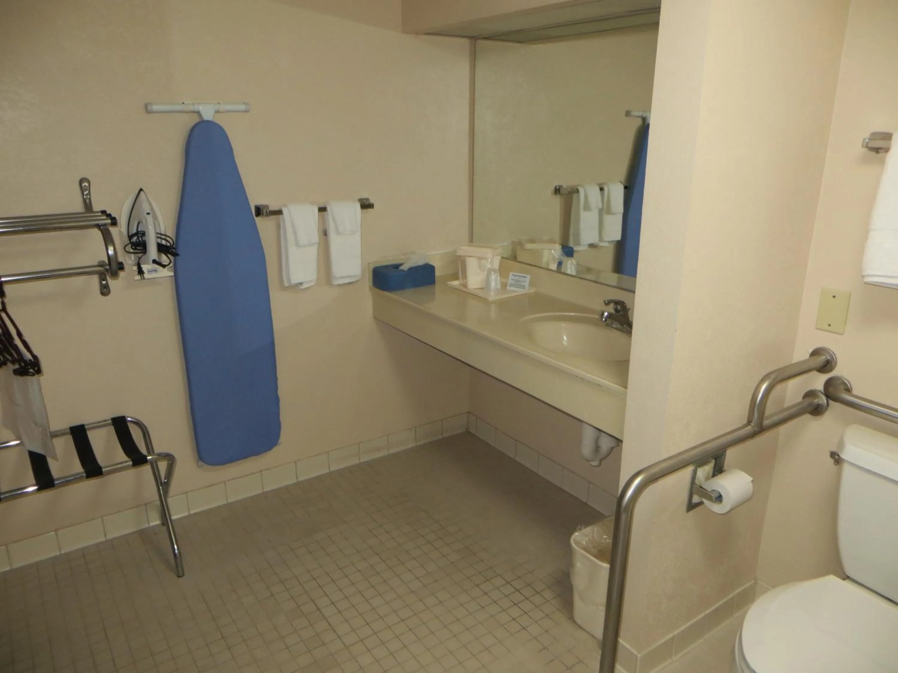 Bathroom in Travelodge by Wyndham Knoxville East