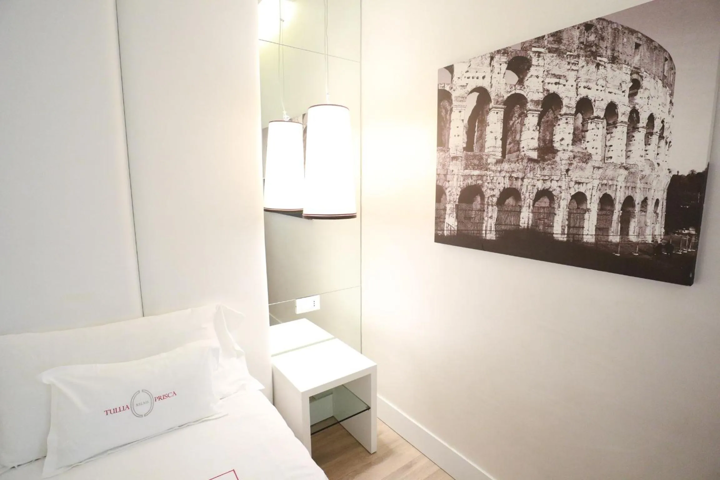 Decorative detail, Bed in Tullia&Prisca Relais