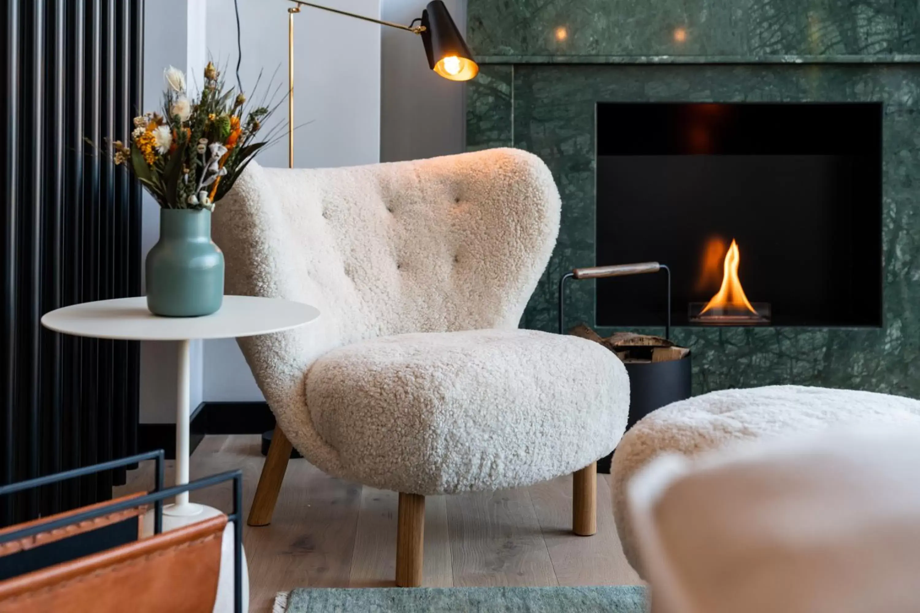 Black F Tower - Serviced Apartments Black F Tower - Serviced Apartments