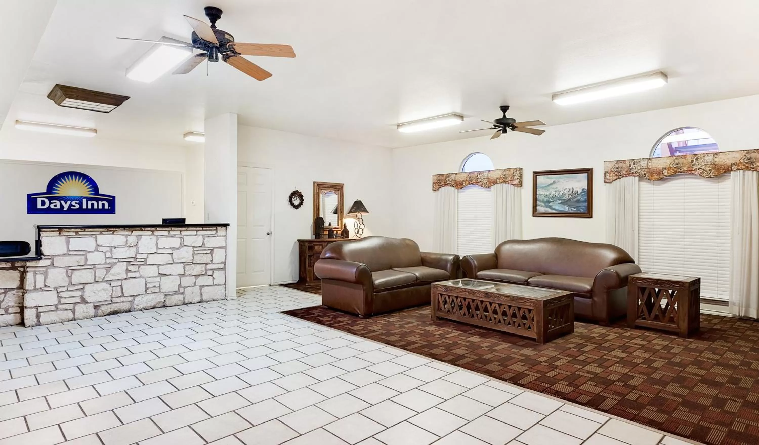 Lobby or reception in Days Inn by Wyndham San Angelo