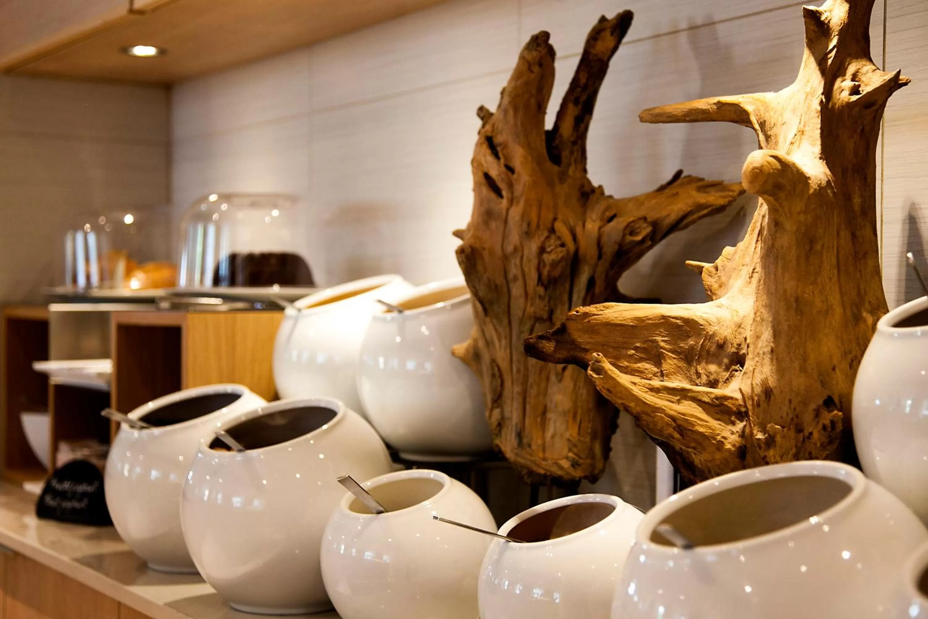 Buffet breakfast in Novotel Wien City