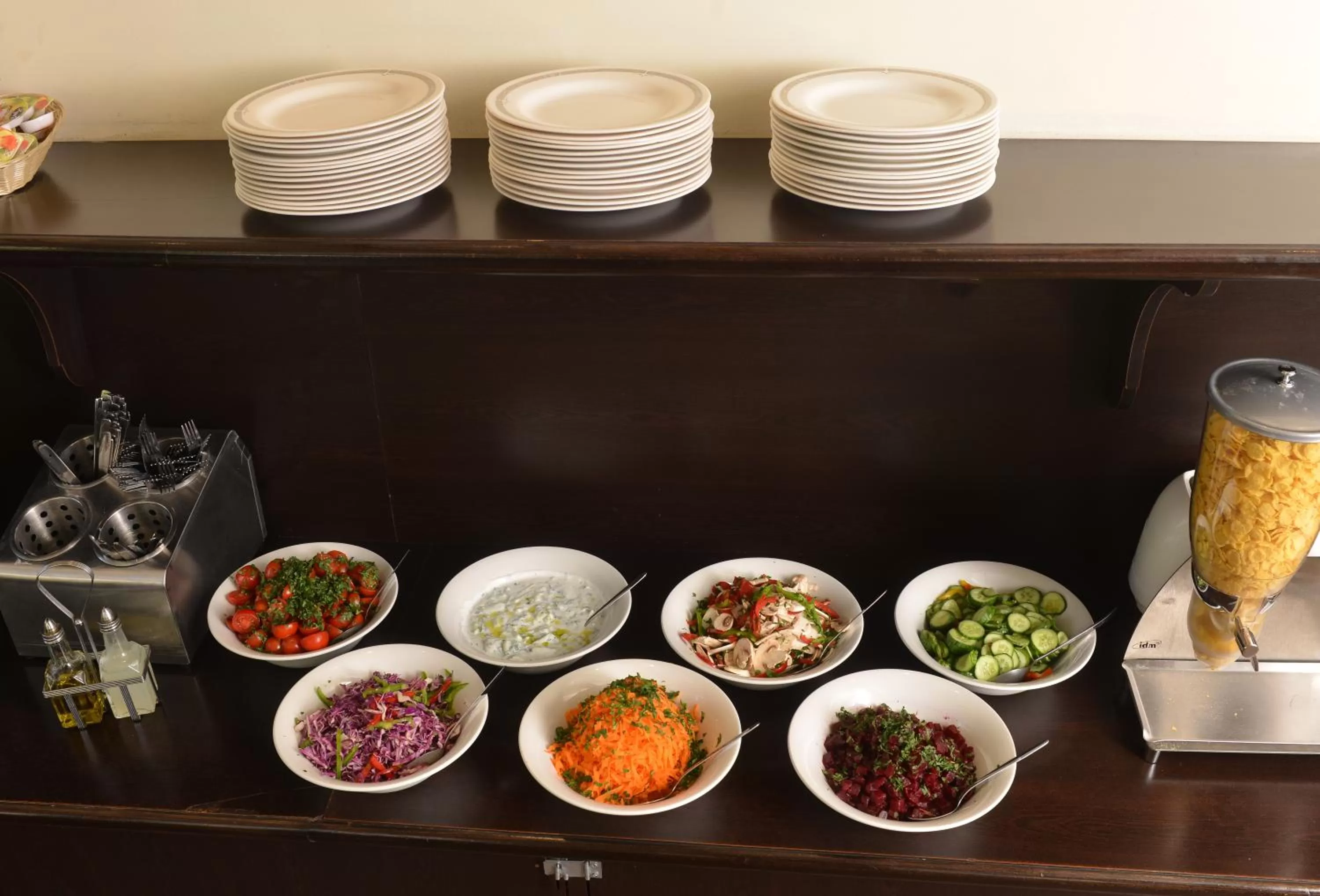 Restaurant/places to eat in A Little House In Rechavia