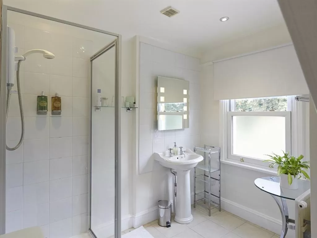 Bathroom in Somerville House
