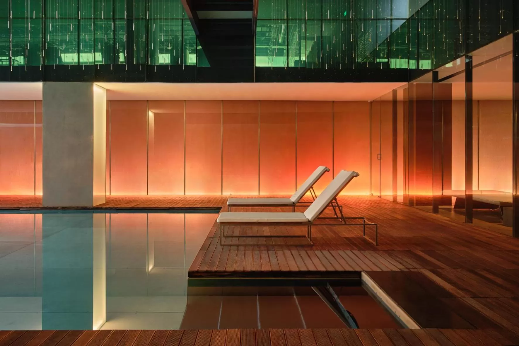 Pool view, Swimming Pool in The Opposite House