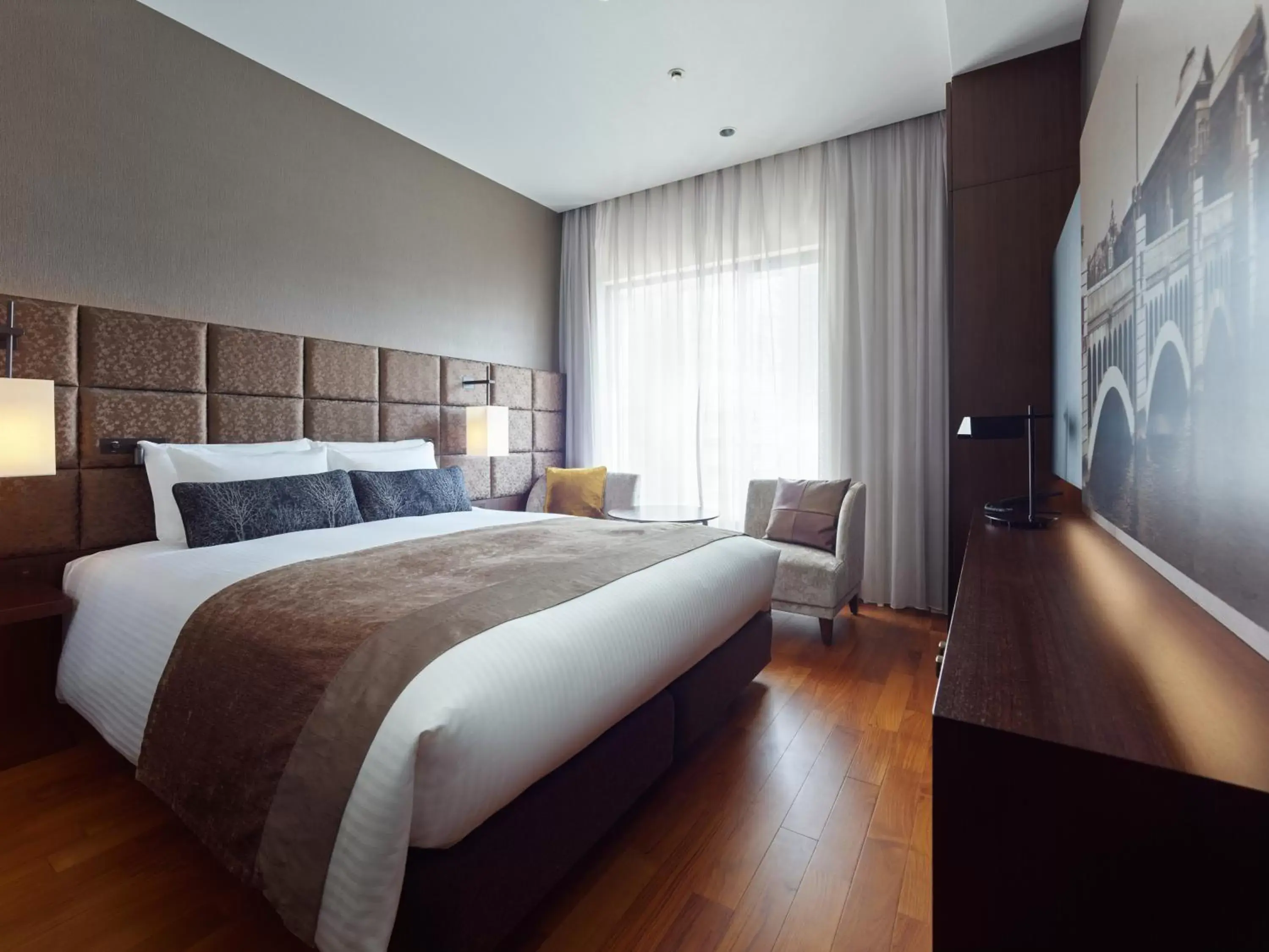 Superior Queen Room with Lounge Access - Non-Smoking in Mitsui Garden Hotel Osaka Premier Superior Queen Room with Lounge Access - Non-Smoking in Mitsui Garden Hotel Osaka Premier