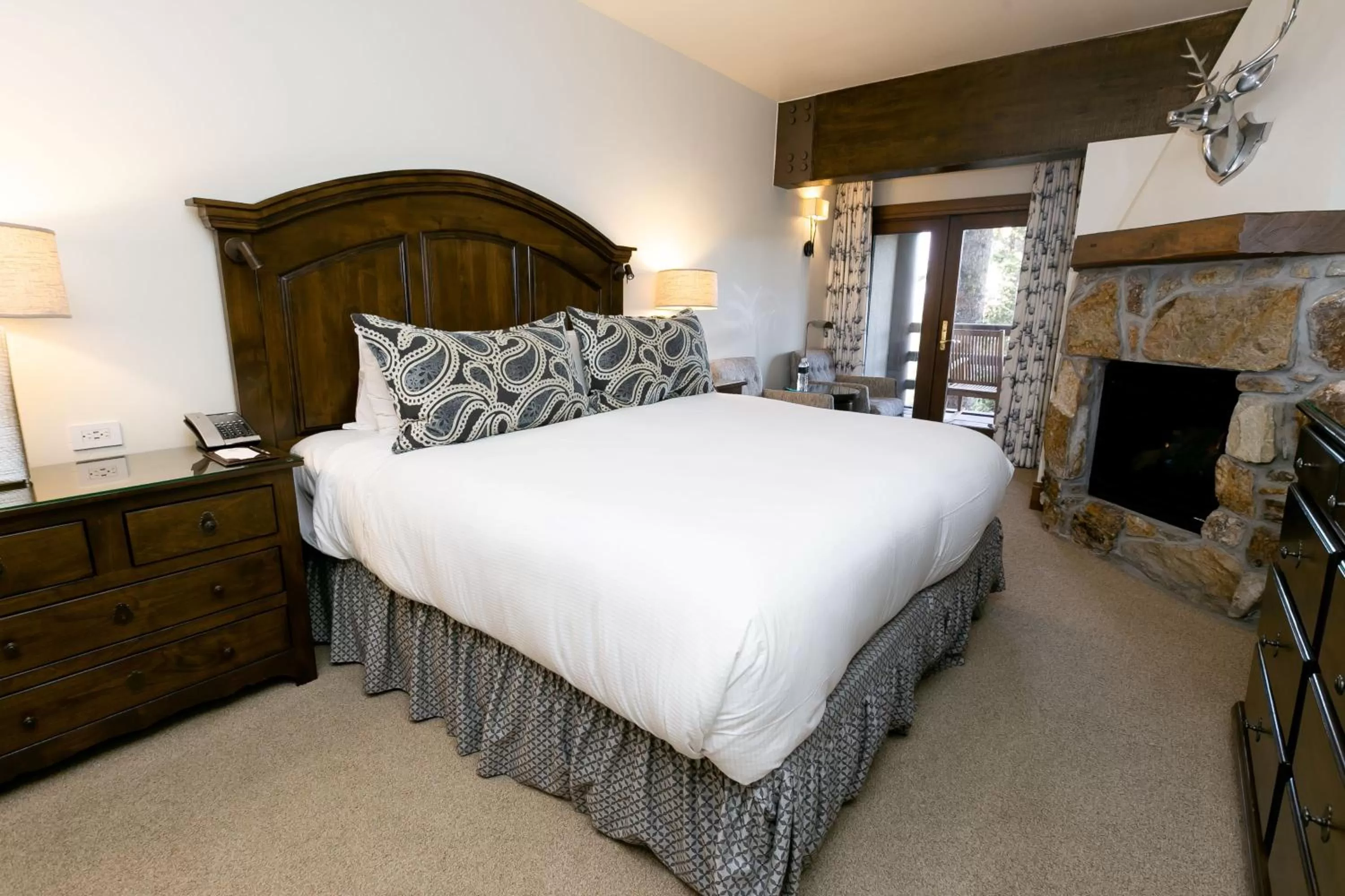 Bedroom, Bed in Stein Eriksen Lodge Deer Valley