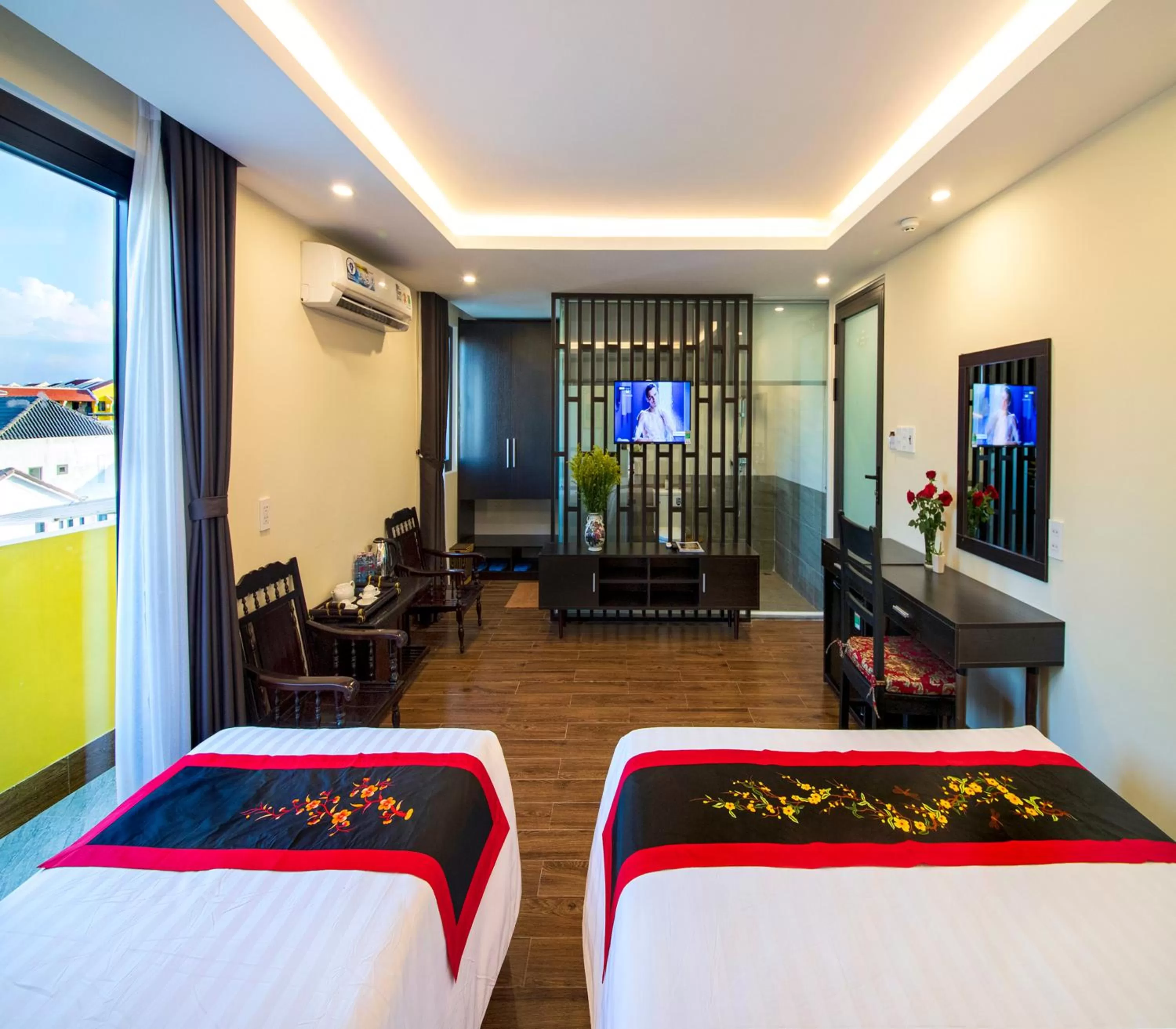 Patio, Bed in Hoi An Riverland Villa - Hoi An Center