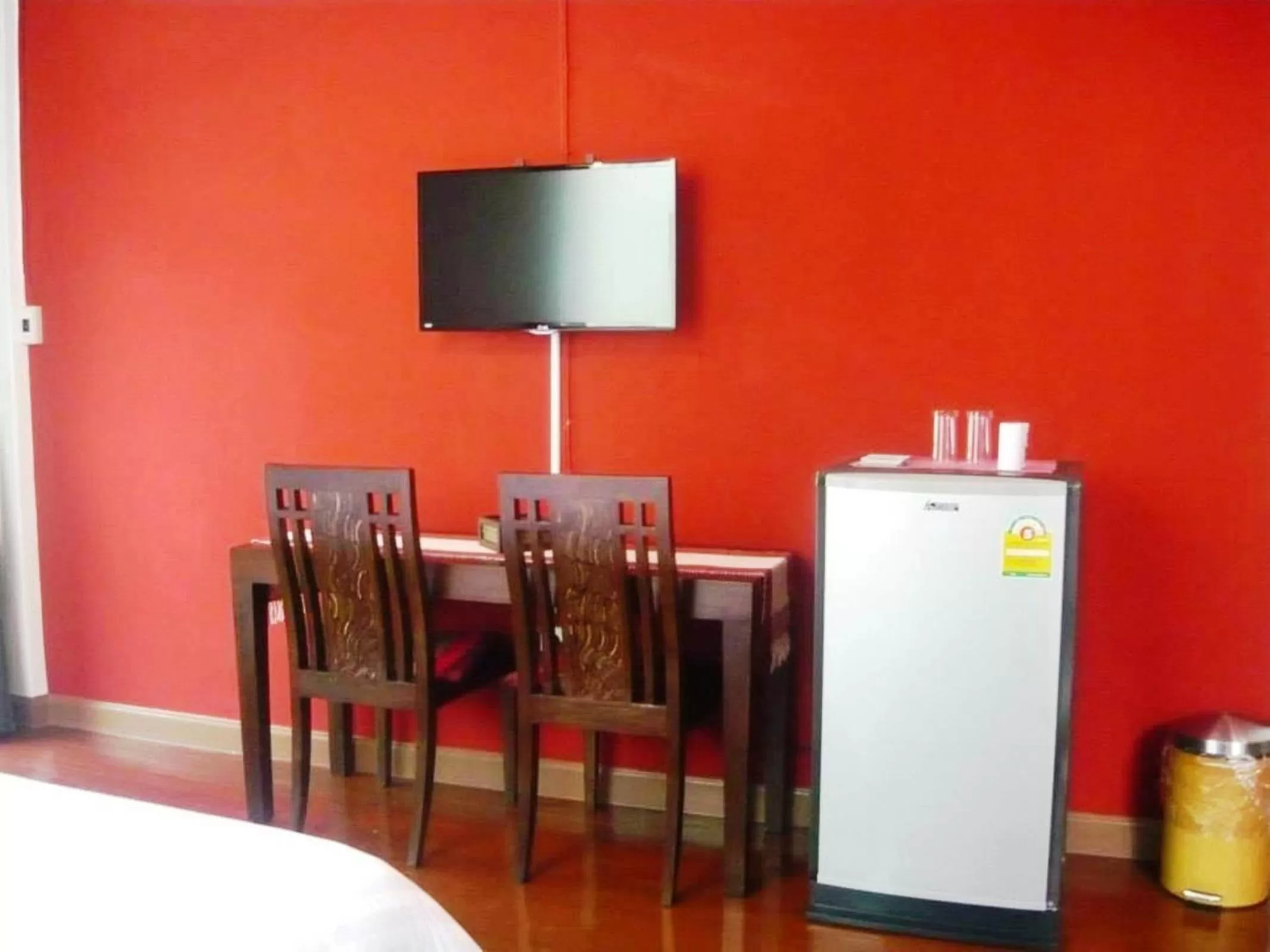 TV and multimedia, Dining Area in Baan Glang Soi