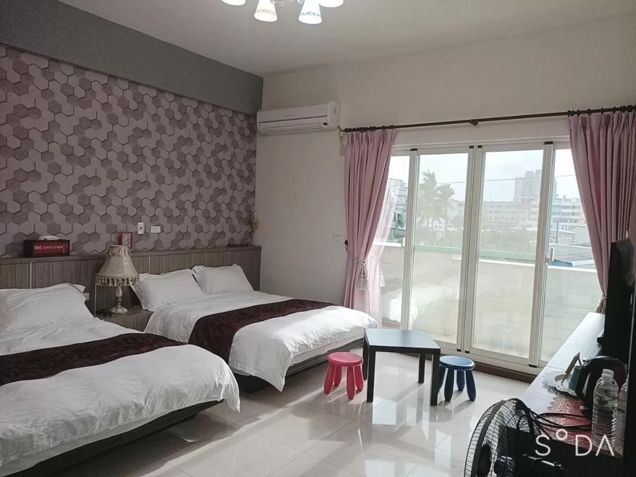 Bed in Happy Life B&B