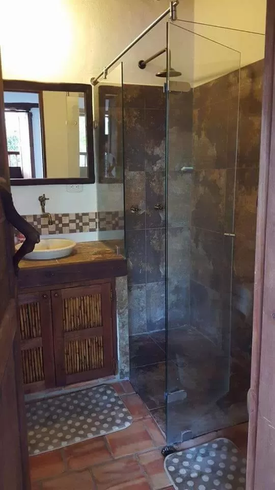 Bathroom in Casa Tierrarte