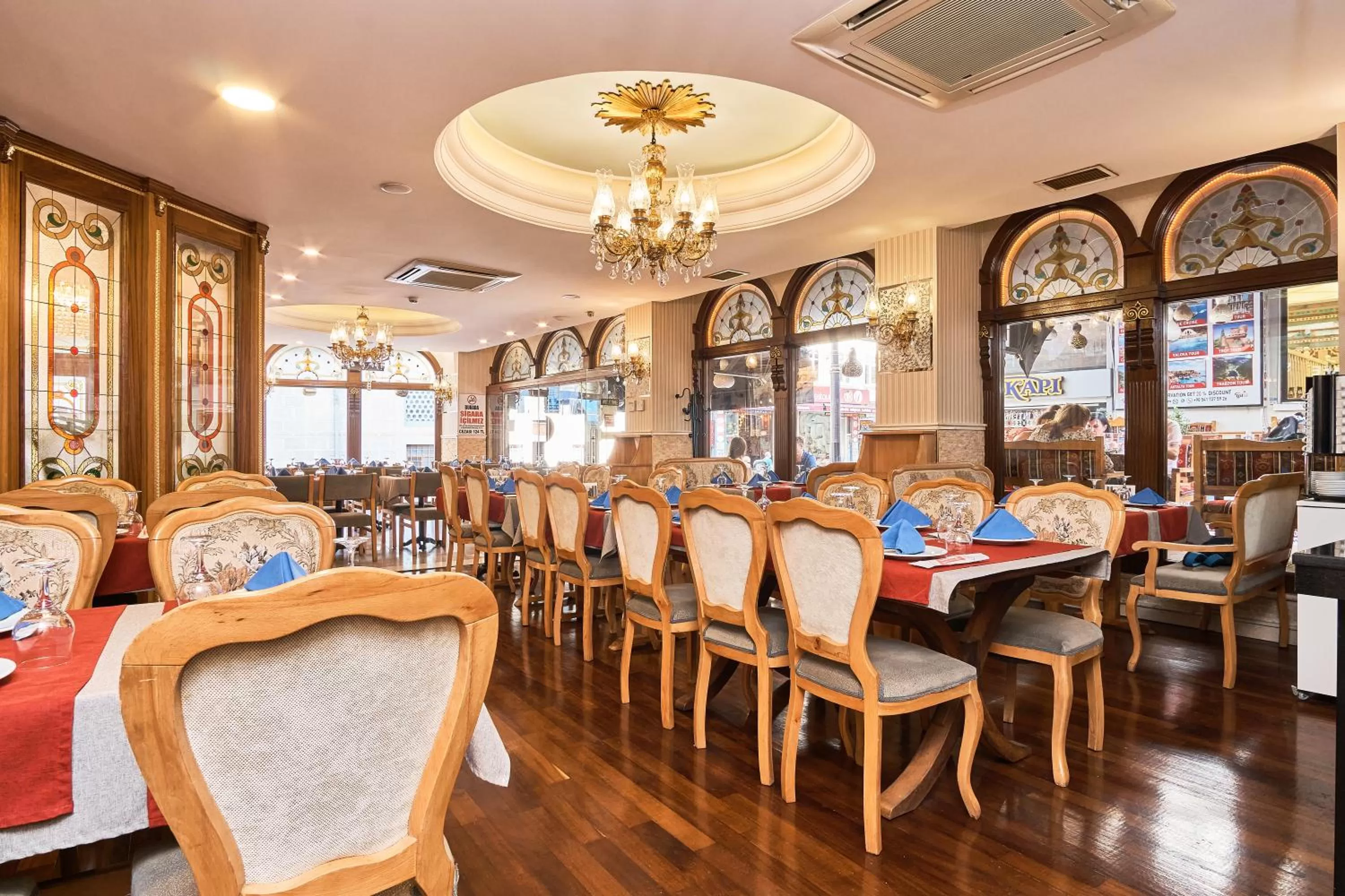 Restaurant/places to eat in Best Western Empire Palace Hotel & Spa