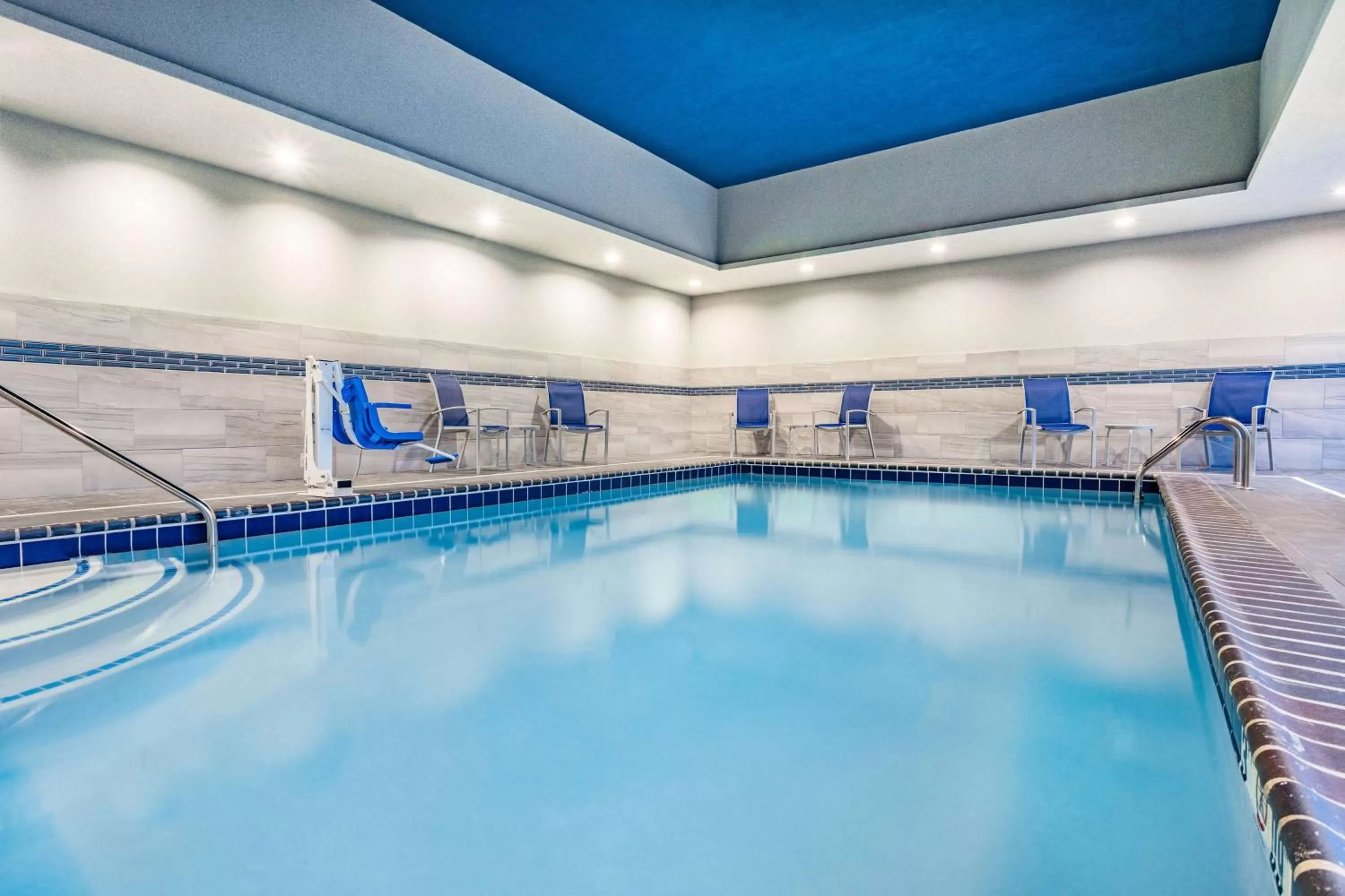 Pool view in LaQuinta Suites by Wyndham South Bend Notre Dame Area