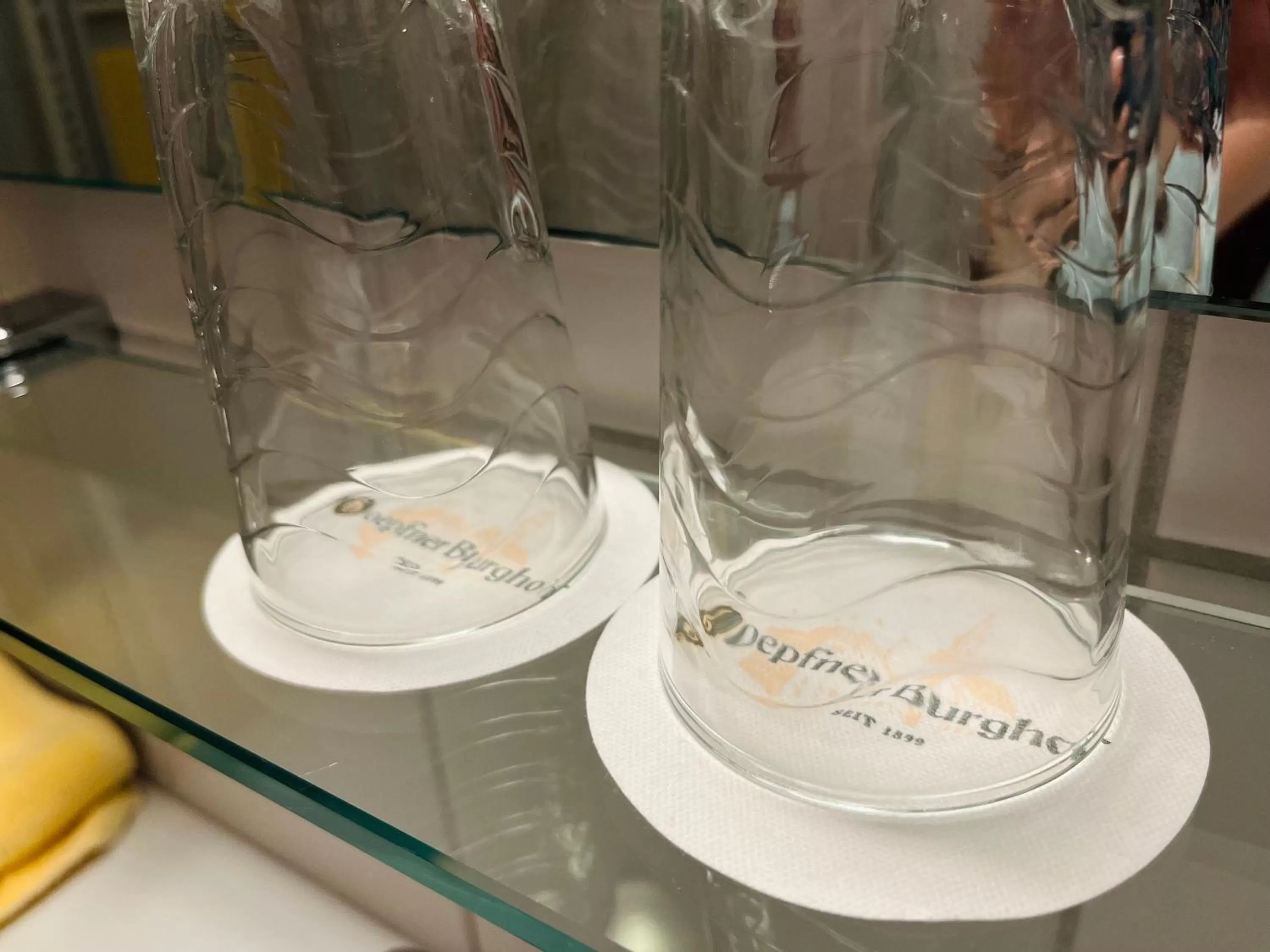 Logo/Certificate/Sign in Hotel Hoepfner Burghof