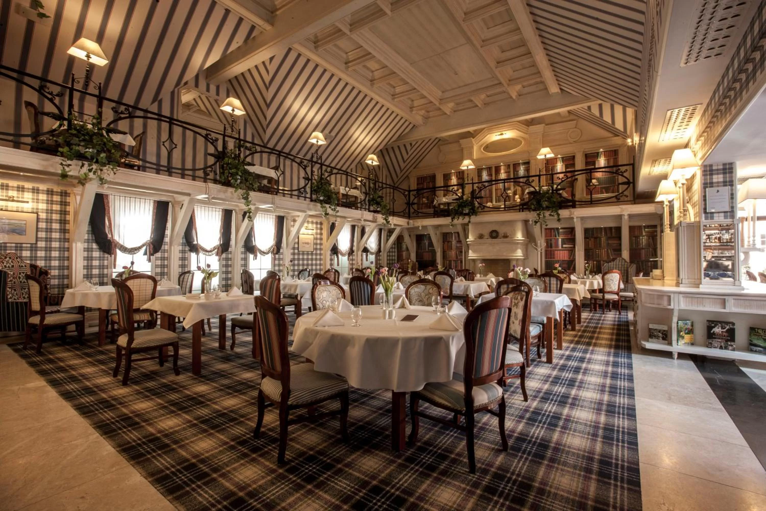 Restaurant/places to eat in Hotel St. Bruno