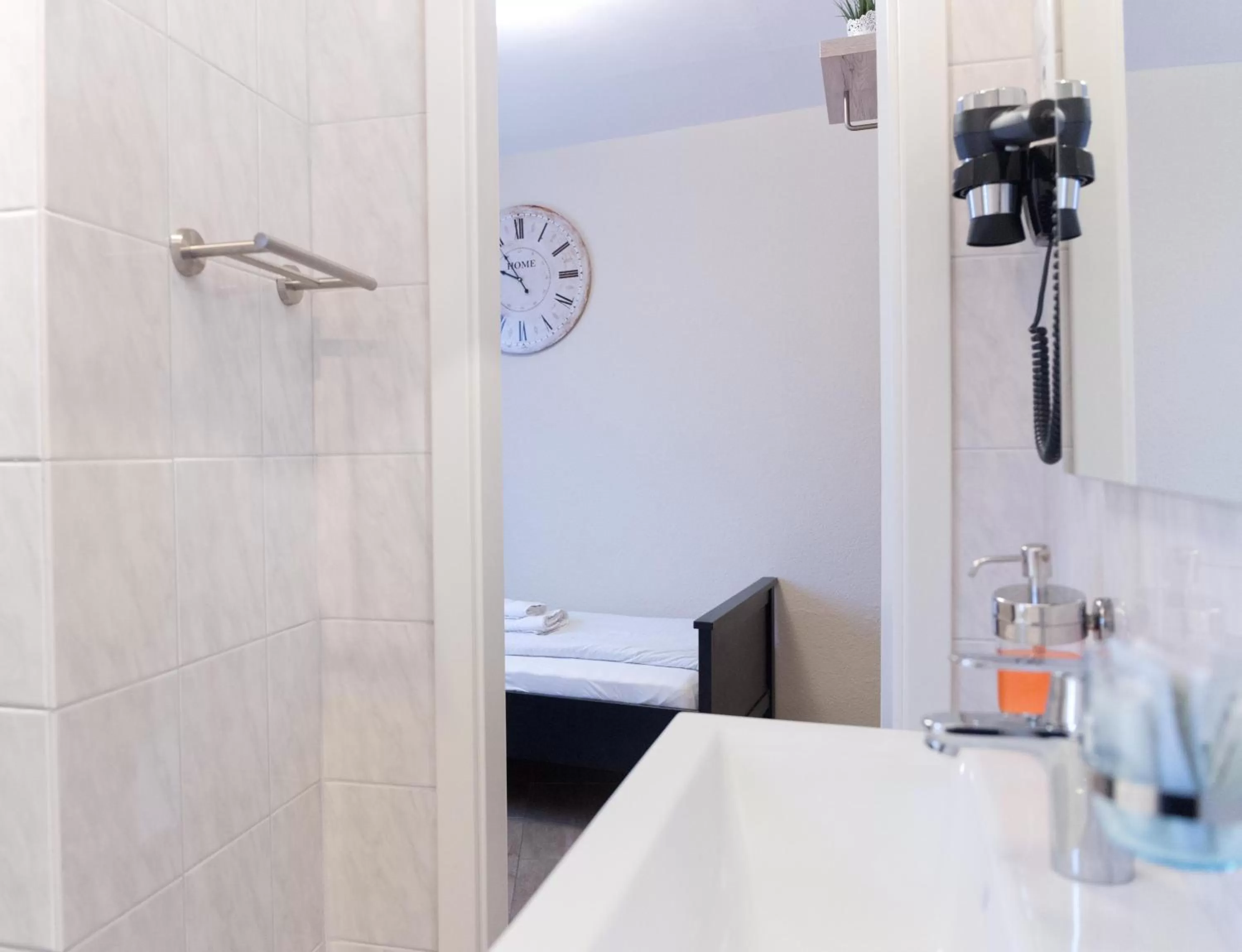 Shower in Hotel Frankenthaler Hof