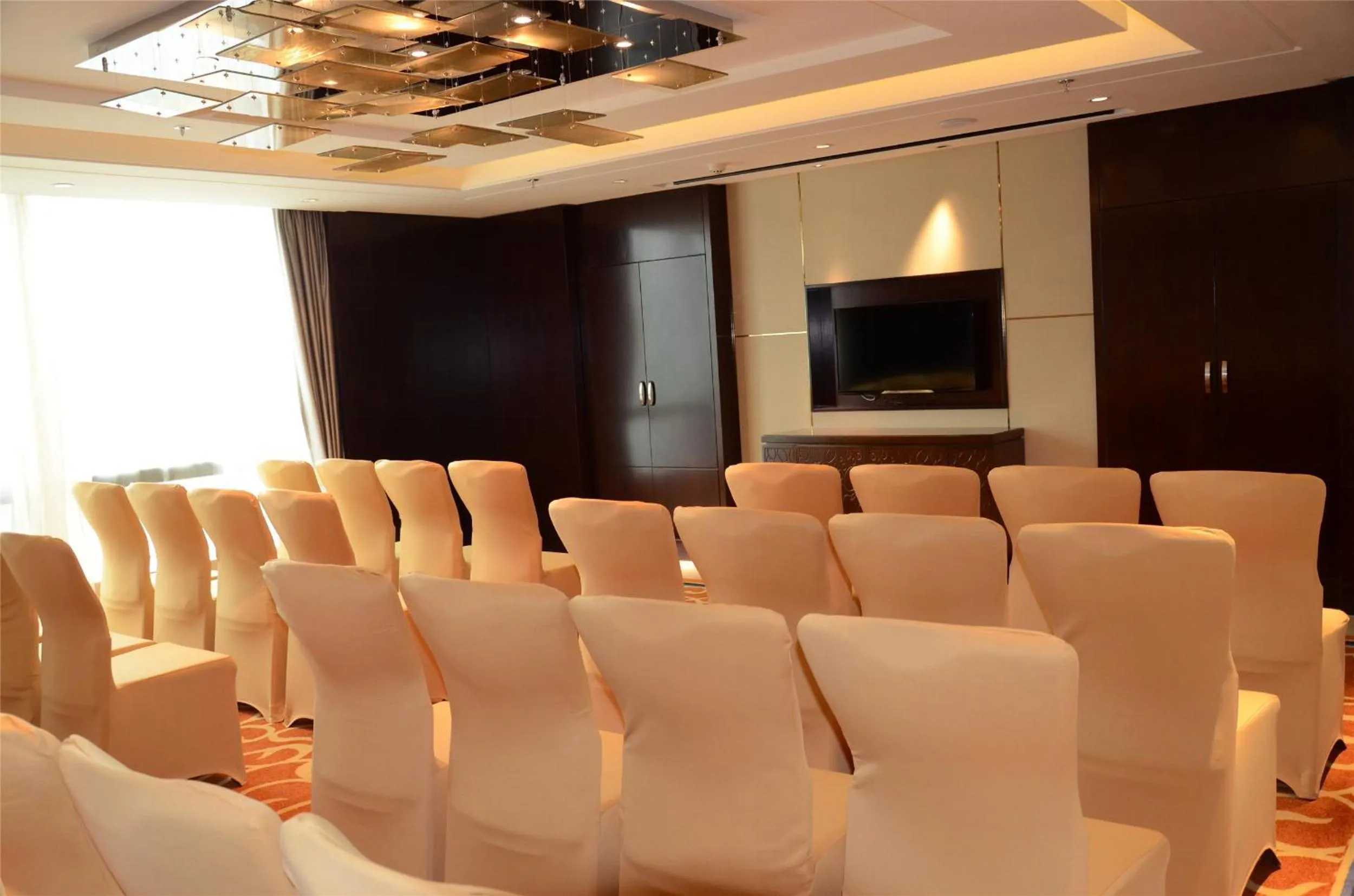 Business facilities in Grand Barony Xi'an