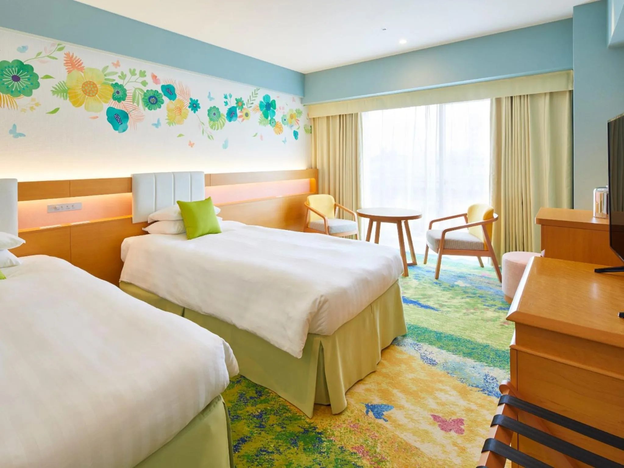 Photo of the whole room, Bed in Grand Nikko Tokyo Bay Maihama