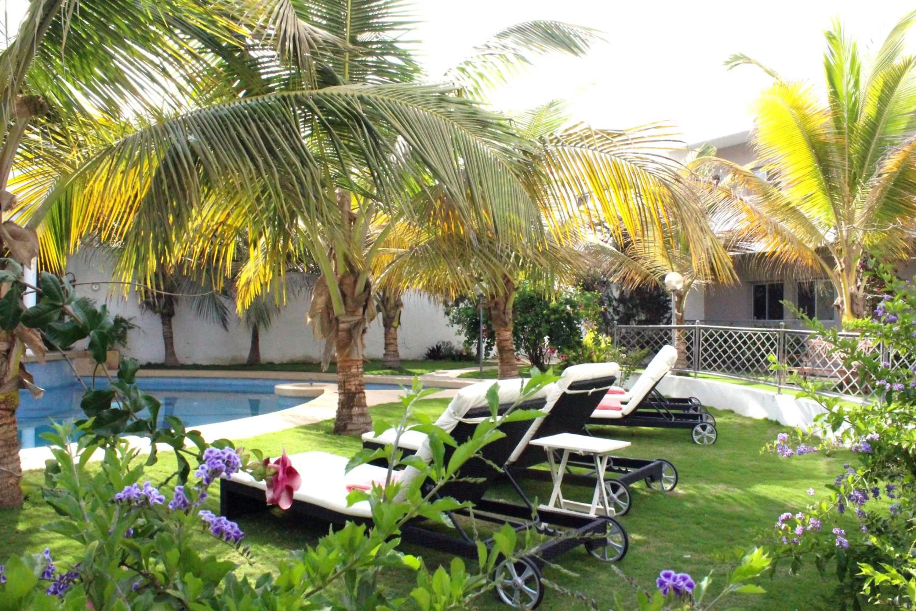 Garden, Swimming Pool in La Résidence
